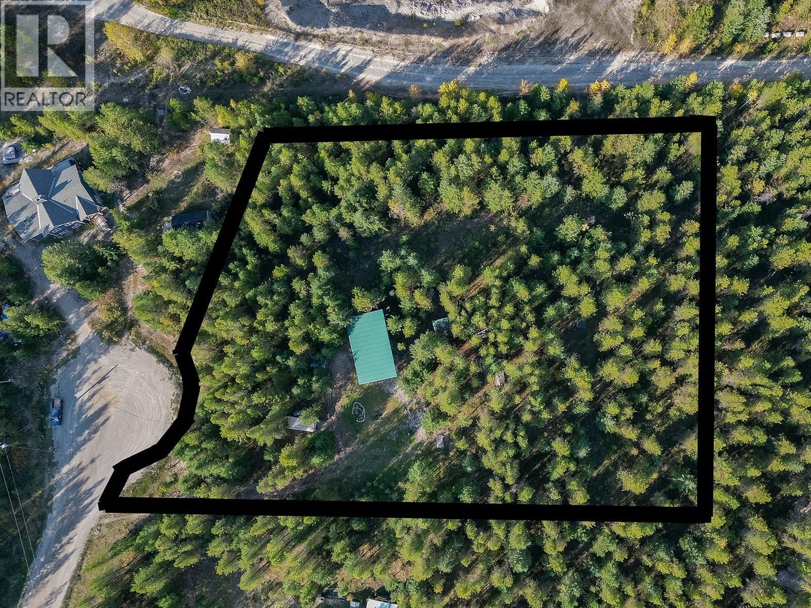 2380 Finnegan Court, Golden, British Columbia  V0A 1H1 - Photo 8 - 10364618