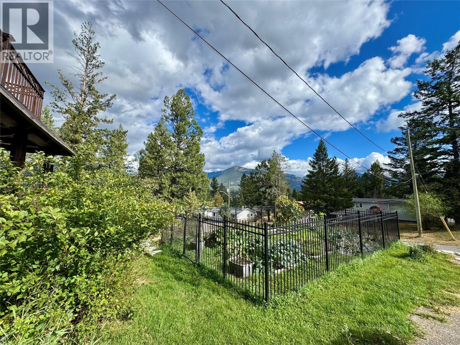 1738 9th Avenue, Invermere, British Columbia  V0A 1K0 - Photo 26 - 10364768