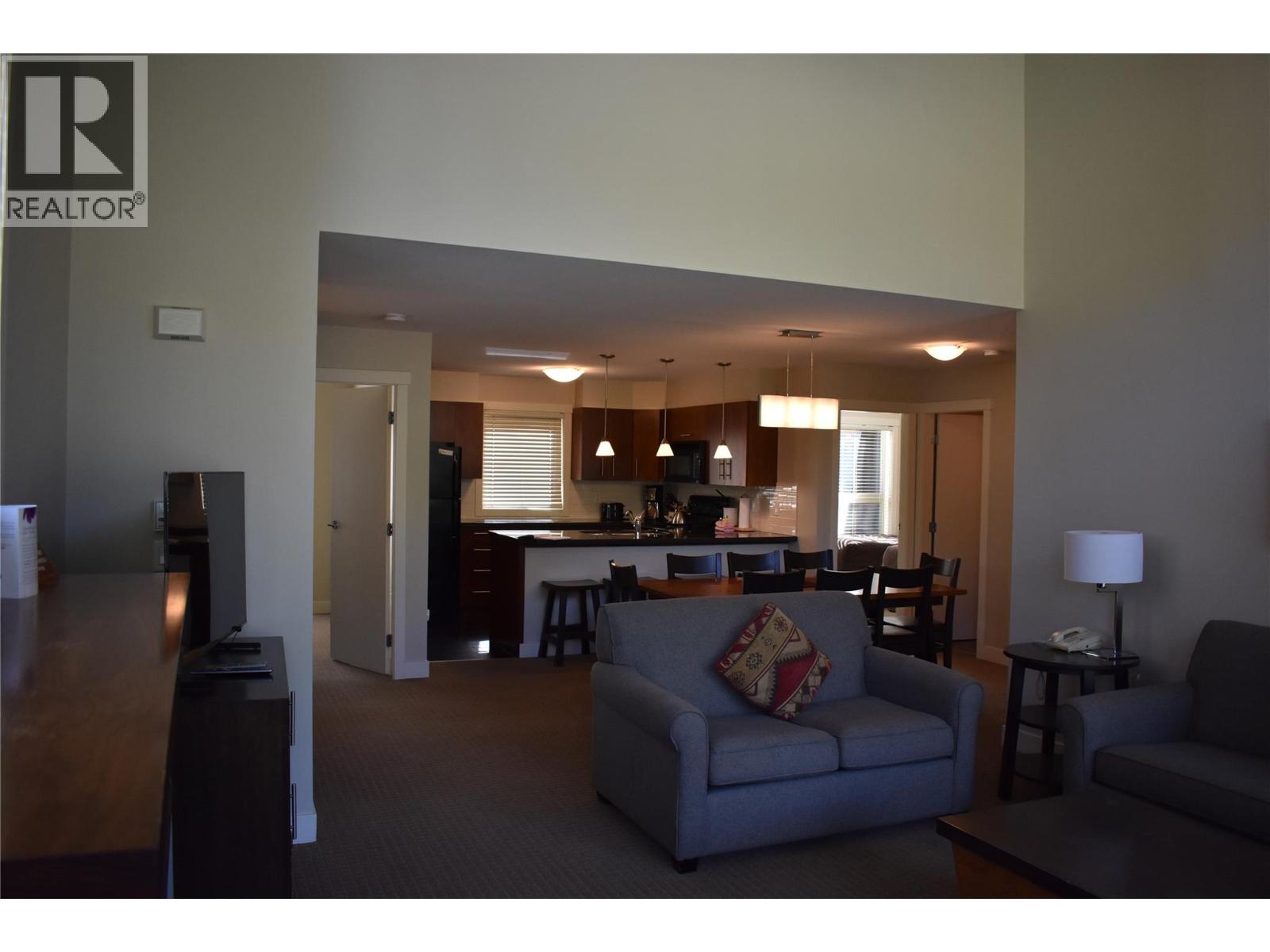 2049 Summit Drive Unit# 422 C, Panorama, British Columbia  V0A 1T0 - Photo 1 - 10364634