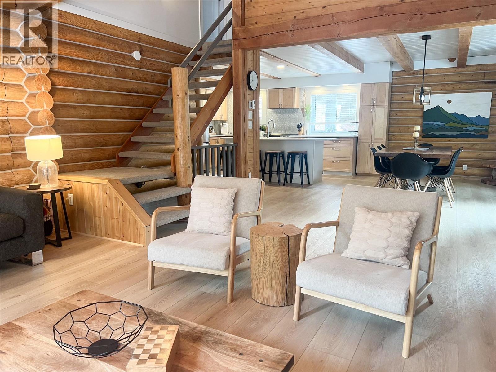 2094 Panorama Drive, Panorama, British Columbia  V0A 1T0 - Photo 1 - 10364793