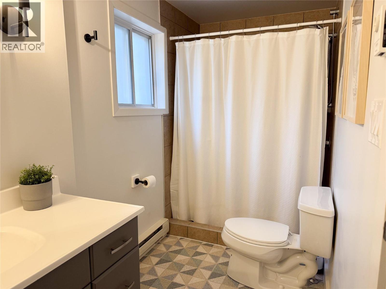 2094 Panorama Drive, Panorama, British Columbia  V0A 1T0 - Photo 11 - 10364793