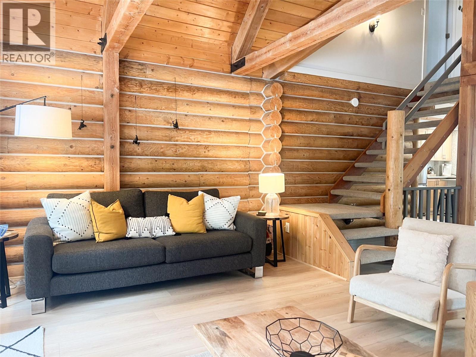 2094 Panorama Drive, Panorama, British Columbia  V0A 1T0 - Photo 4 - 10364793