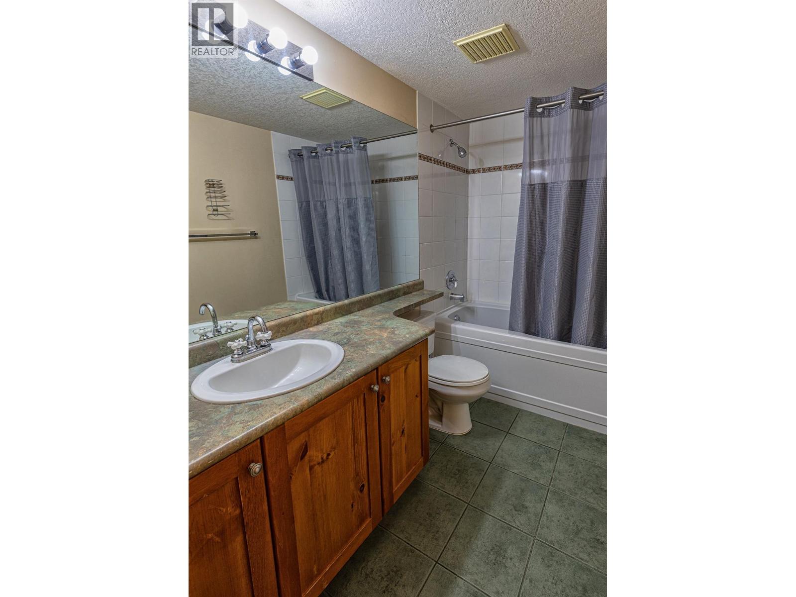 2050 Summit Drive Unit# 306, Panorama, British Columbia  V0A 1T0 - Photo 19 - 10365086