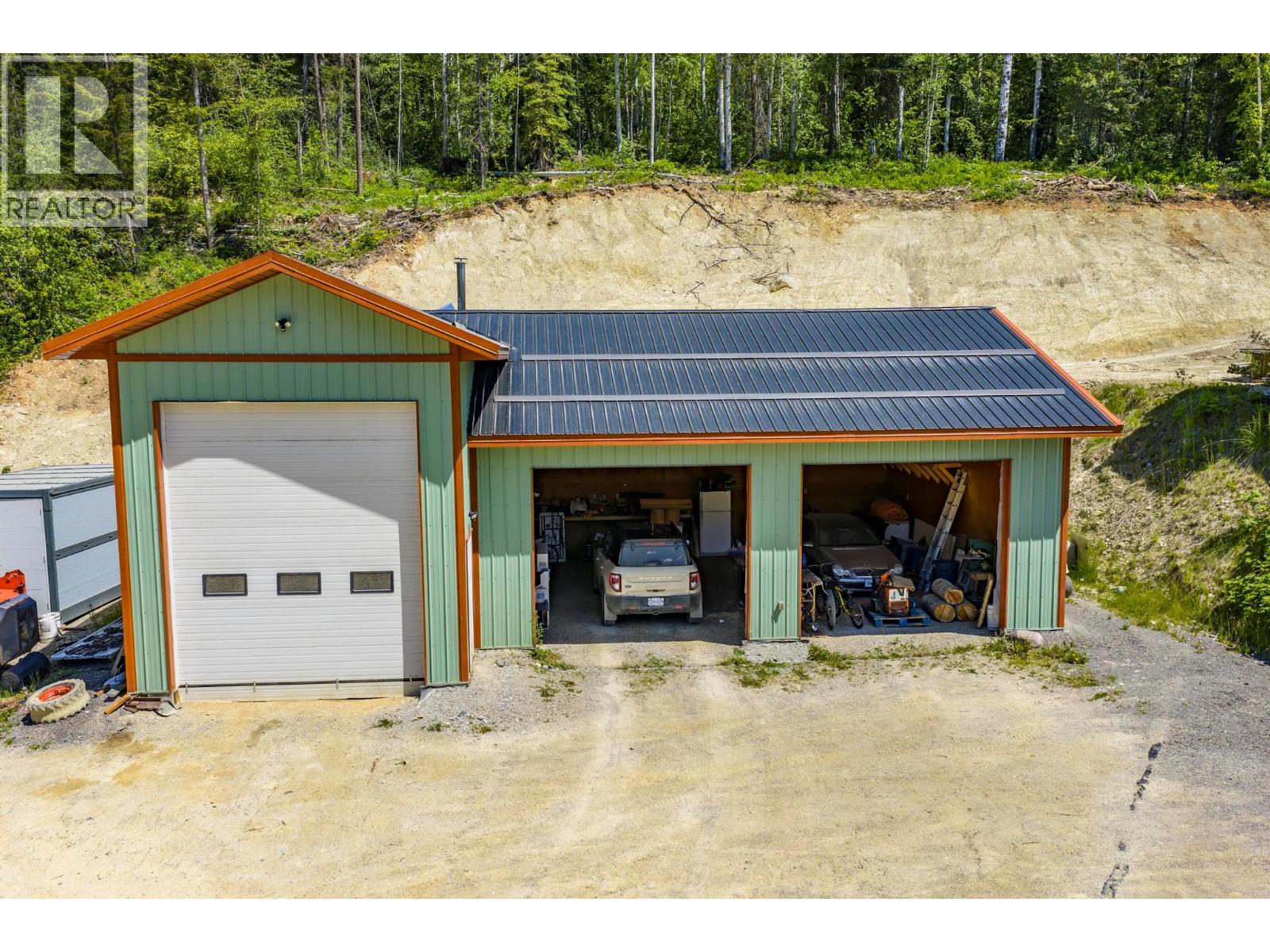 2360 Trans Canada  N Highway, Golden, British Columbia  V0A 1H1 - Photo 66 - 10365189