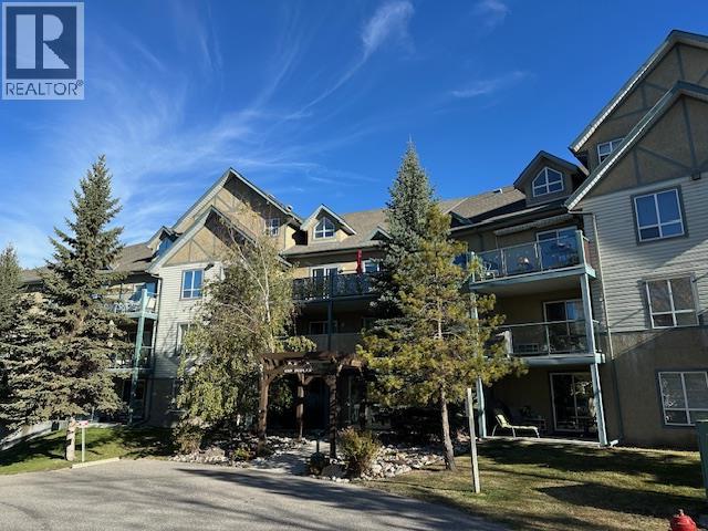 4769 Forsters Landing Unit# 307, Radium Hot Springs, British Columbia  V0A 1M0 - Photo 1 - 10365242