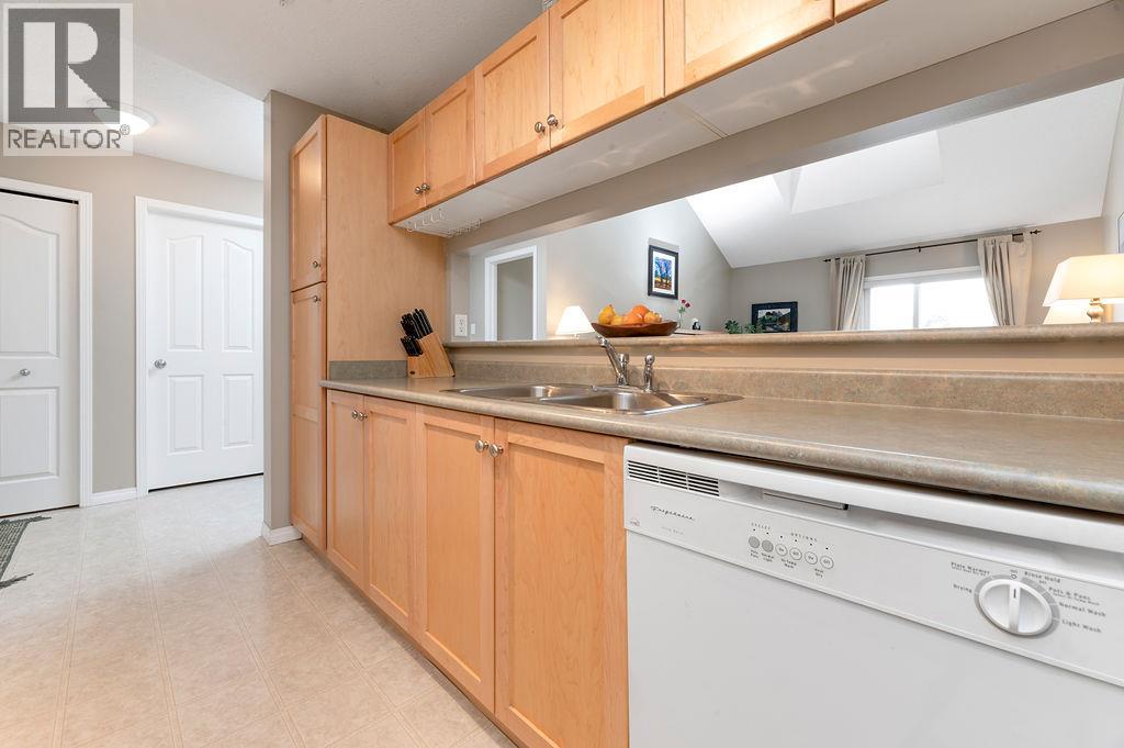 4769 Forsters Landing Unit# 307, Radium Hot Springs, British Columbia  V0A 1M0 - Photo 6 - 10365242