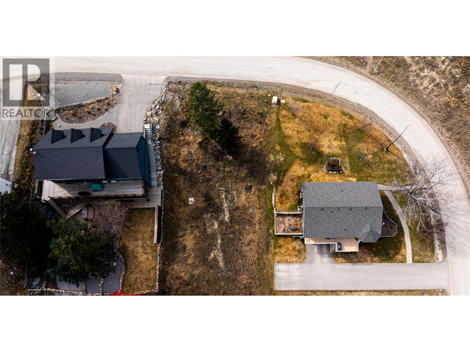 211 Pinetree Road, Invermere, British Columbia  V0A 1K4 - Photo 4 - 10365279
