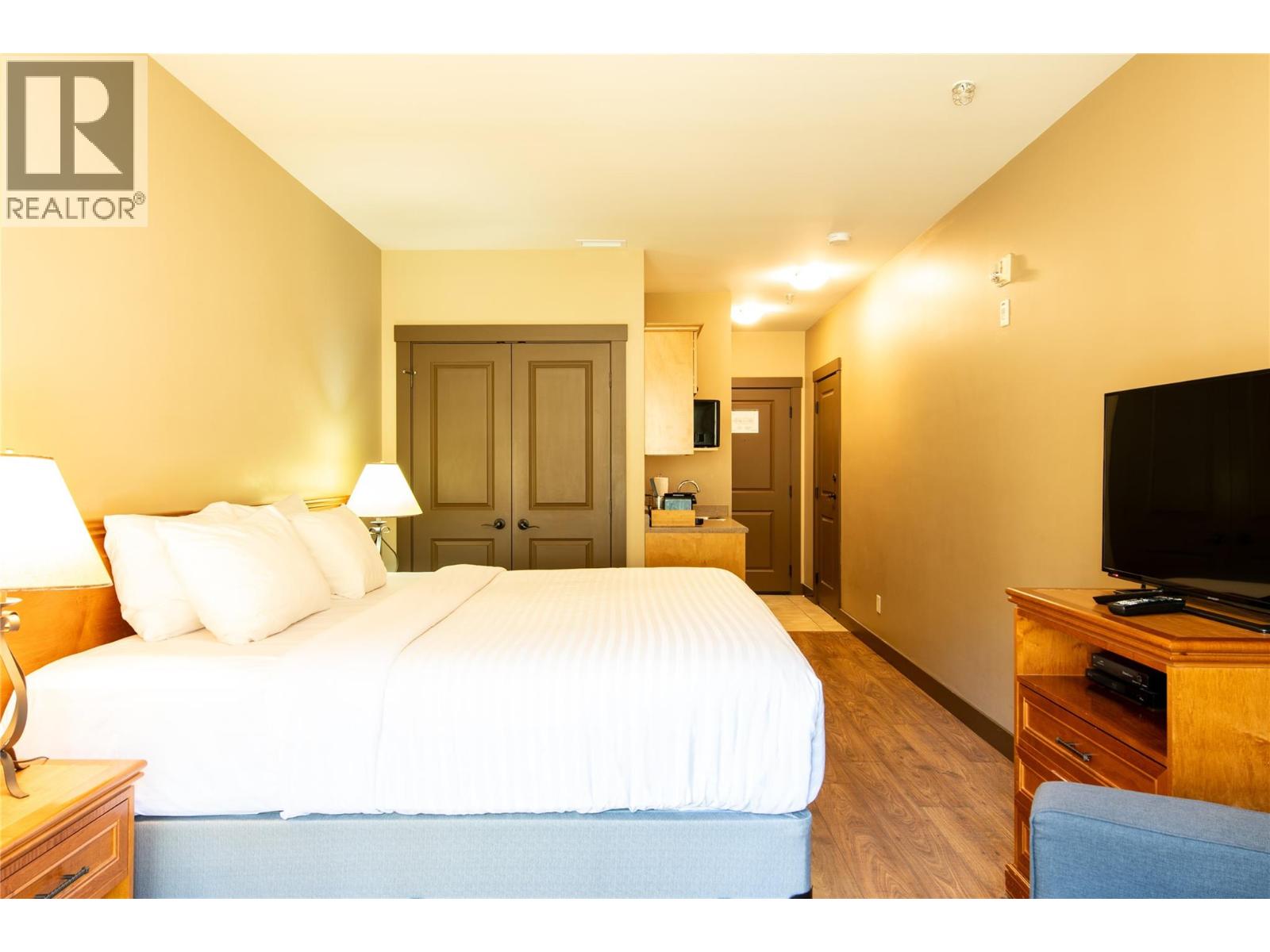 1420 Palliser Trail Unit# 304, Golden, British Columbia  V0A 1H0 - Photo 13 - 10365716