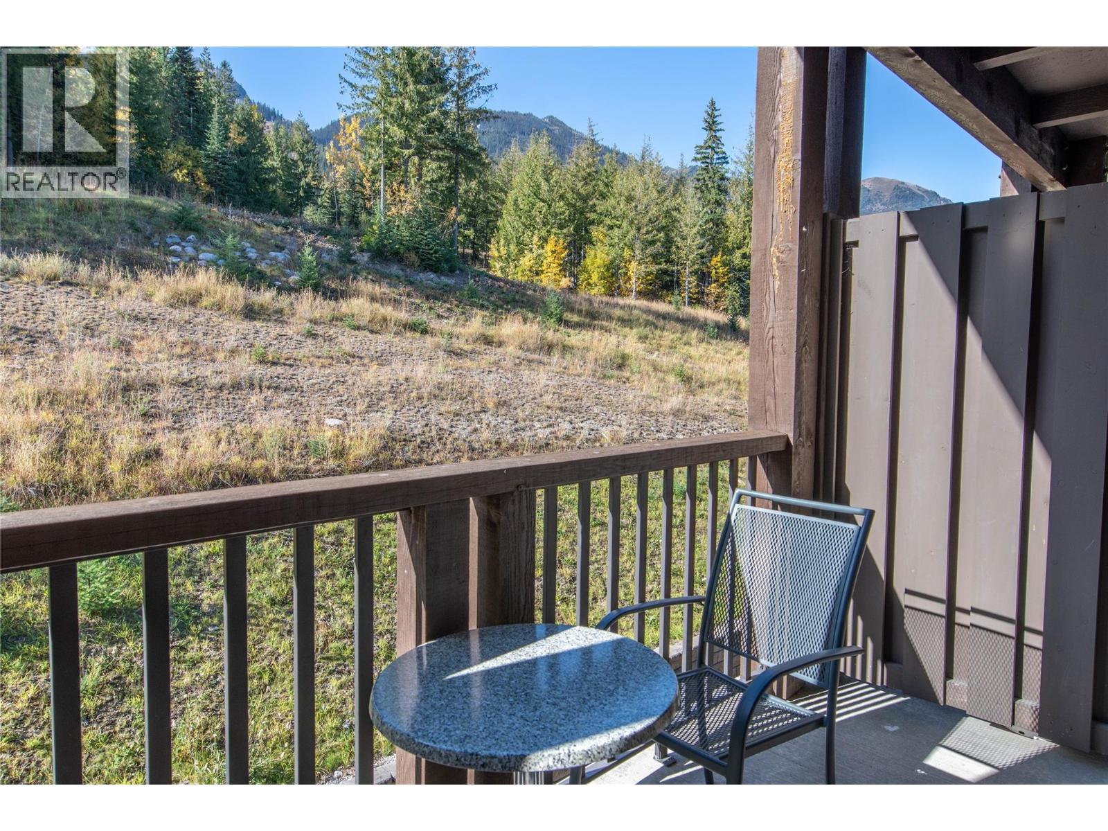 1420 Palliser Trail Unit# 304, Golden, British Columbia  V0A 1H0 - Photo 14 - 10365716
