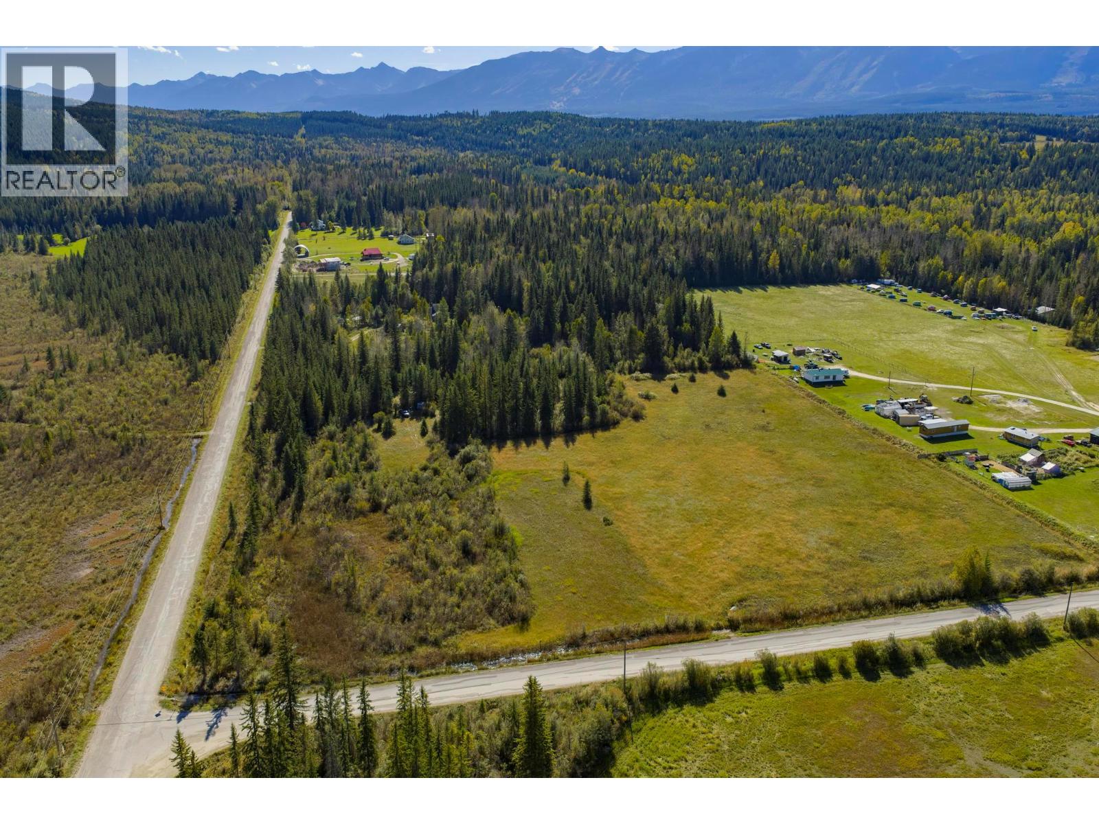 1757 Moberly School Road, Golden, British Columbia  V0A 1H2 - Photo 3 - 10365710