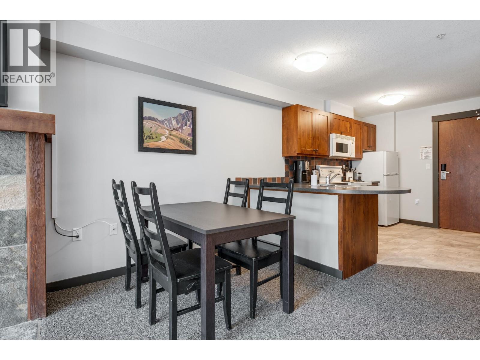 2070 Summit Drive Unit# 201b, Panorama, British Columbia  V0A 1T0 - Photo 10 - 10365826