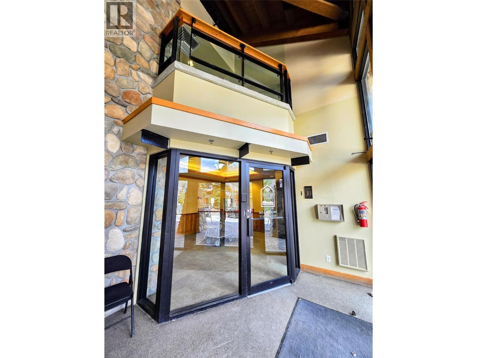 2050 Summit Drive Unit# 201, Panorama, British Columbia  V0A 1T0 - Photo 13 - 10365690