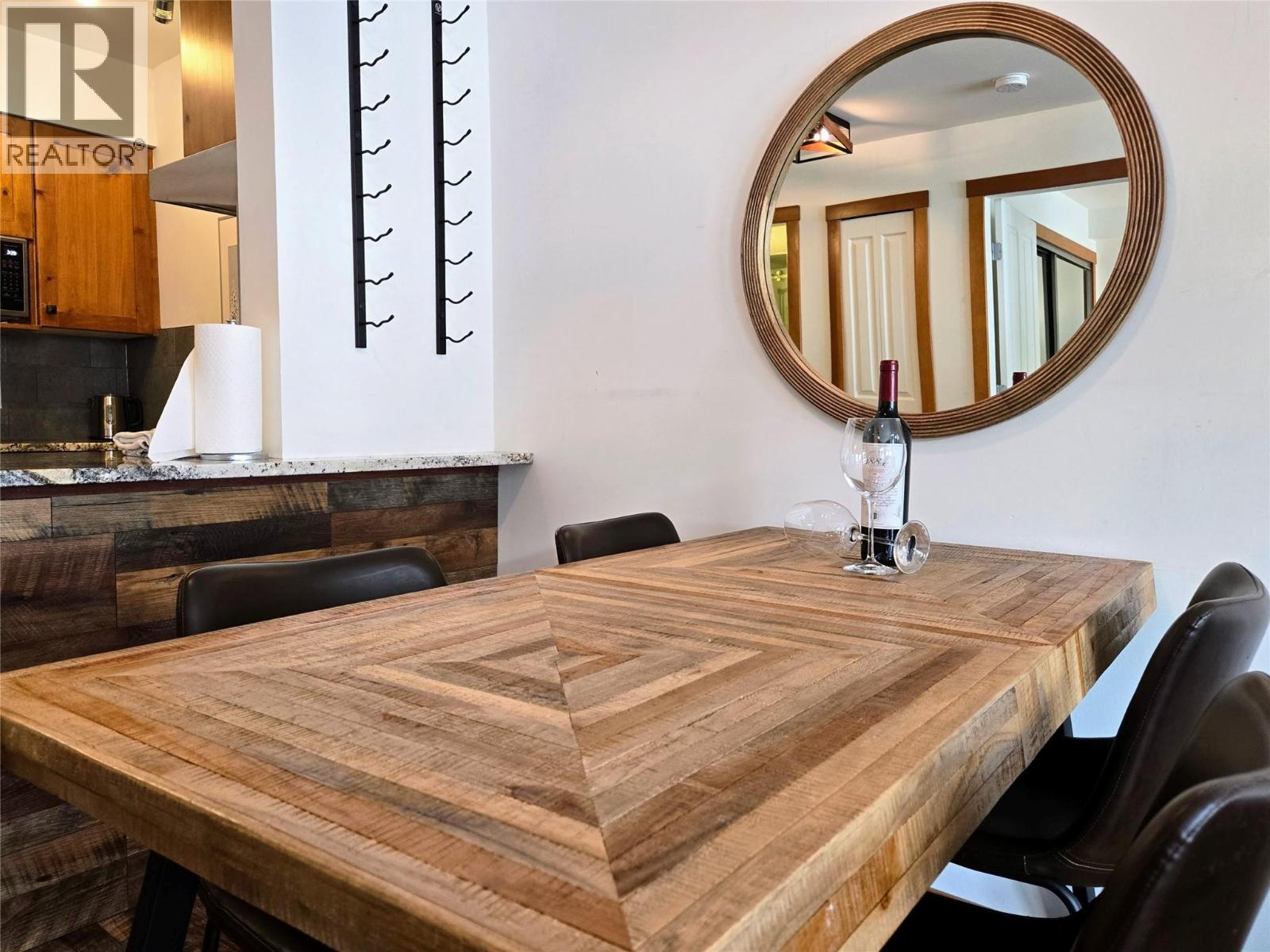 2050 Summit Drive Unit# 201, Panorama, British Columbia  V0A 1T0 - Photo 2 - 10365690