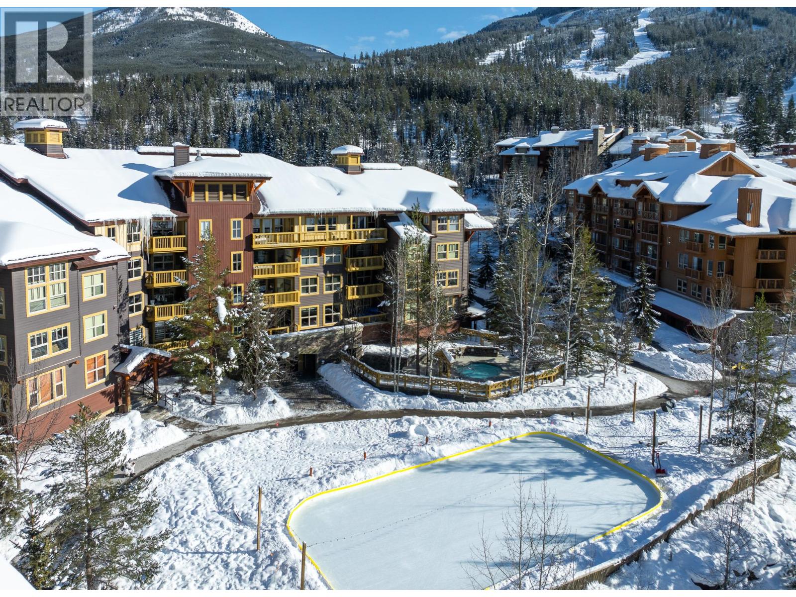 2070 Summit Drive Unit# 301b Lot# Studio, Panorama, British Columbia  V0A 1T0 - Photo 2 - 10365856