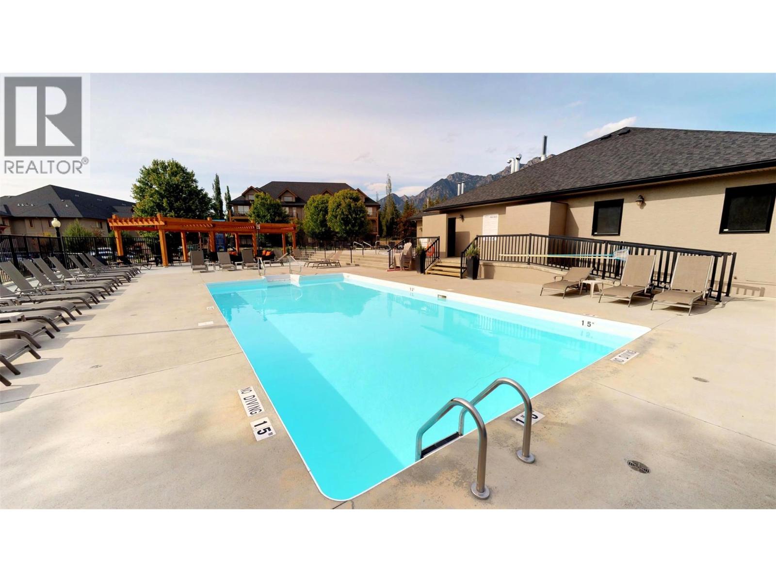 700 Bighorn Boulevard Unit# 735 E1, Radium Hot Springs, British Columbia  V0A 1M0 - Photo 63 - 10365741