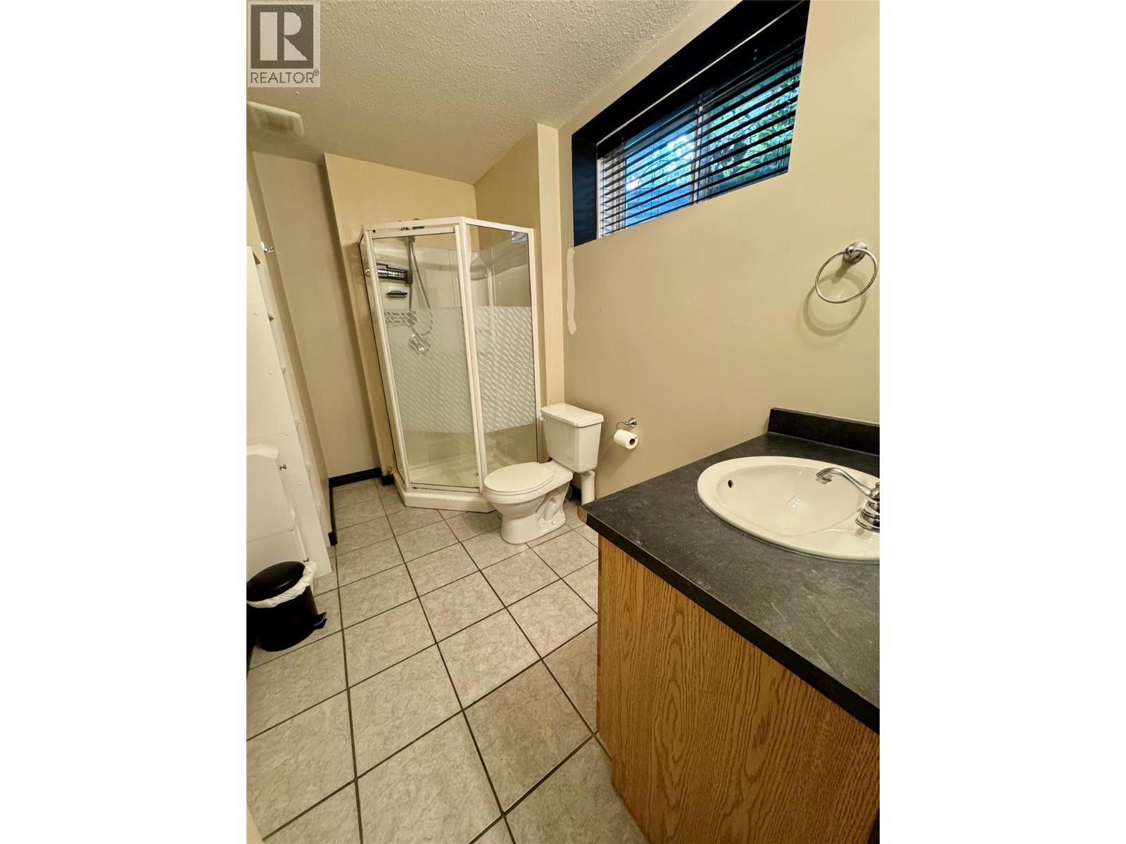 2205 Westside Park Avenue, Invermere, British Columbia  V0A 1K4 - Photo 18 - 10366177