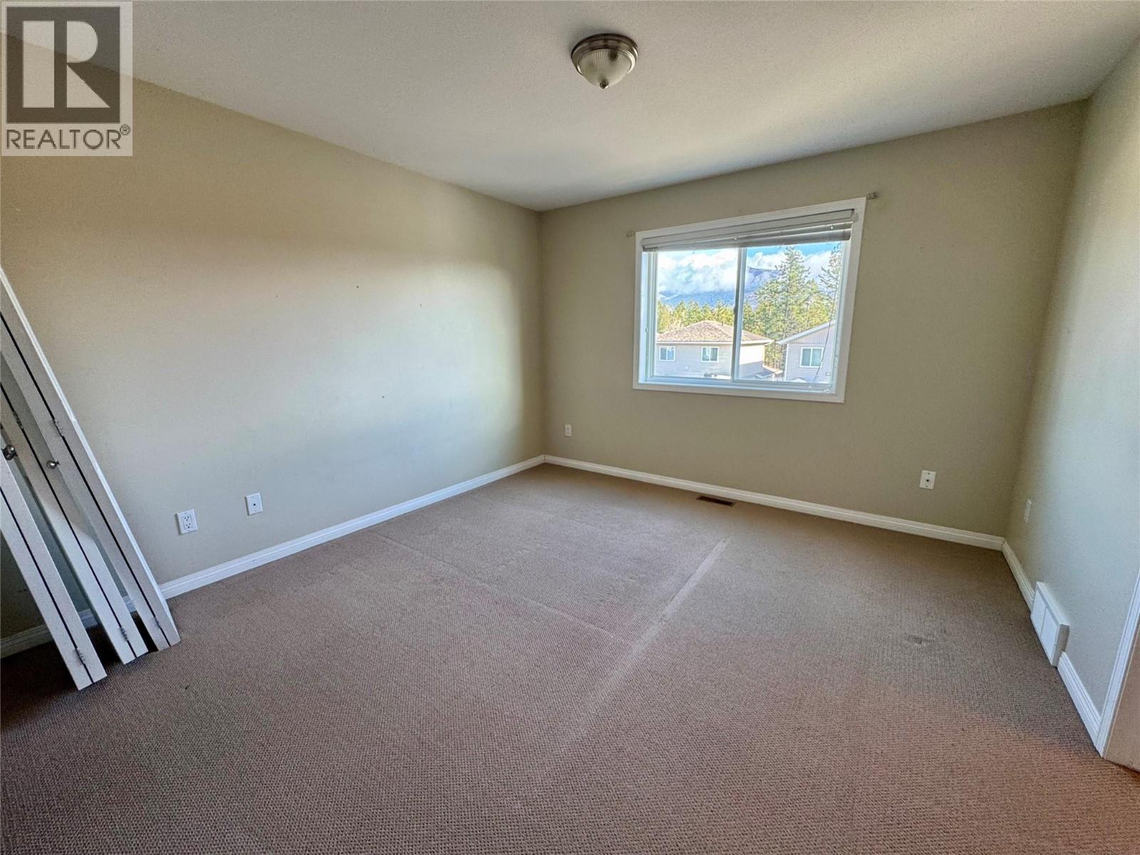 2205 Westside Park Avenue, Invermere, British Columbia  V0A 1K4 - Photo 8 - 10366177