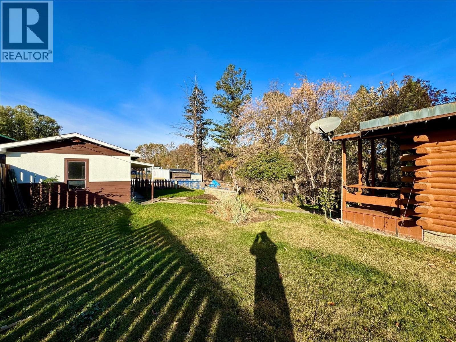 9209 Moffat Avenue, Wilmer, British Columbia  V0A 1K5 - Photo 18 - 10366233