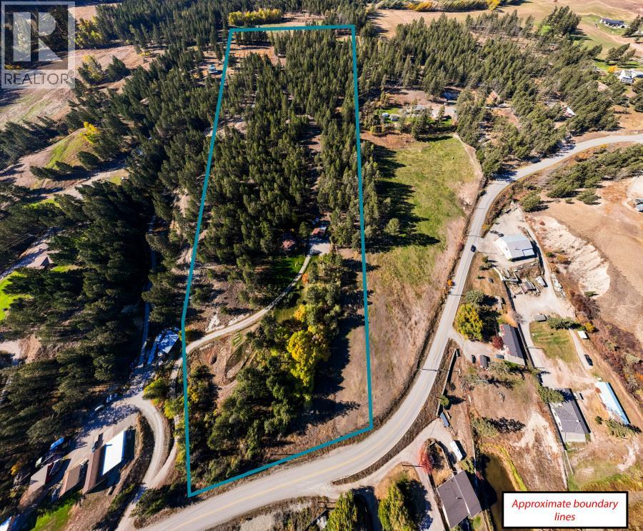 7 Westside Road, Invermere, British Columbia  V0A 1K5 - Photo 25 - 10366181