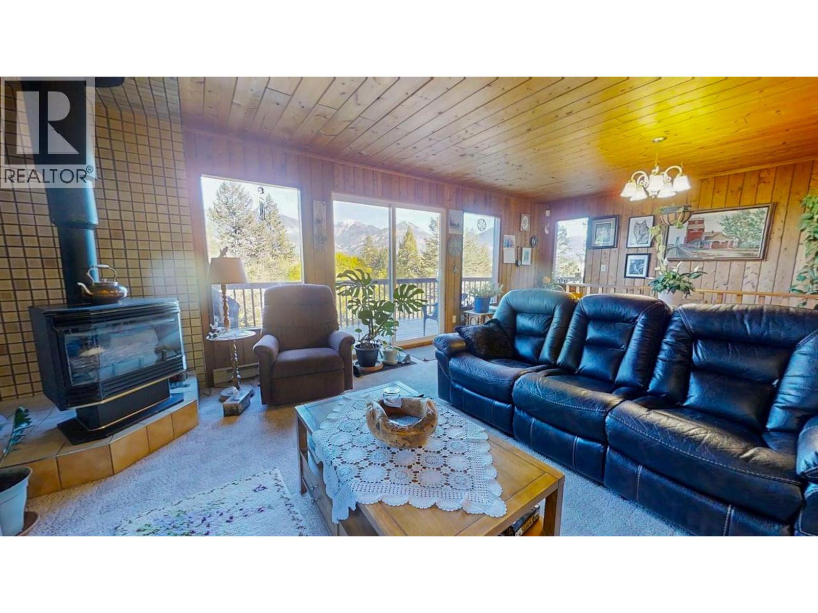 7 Westside Road, Invermere, British Columbia  V0A 1K5 - Photo 8 - 10366181