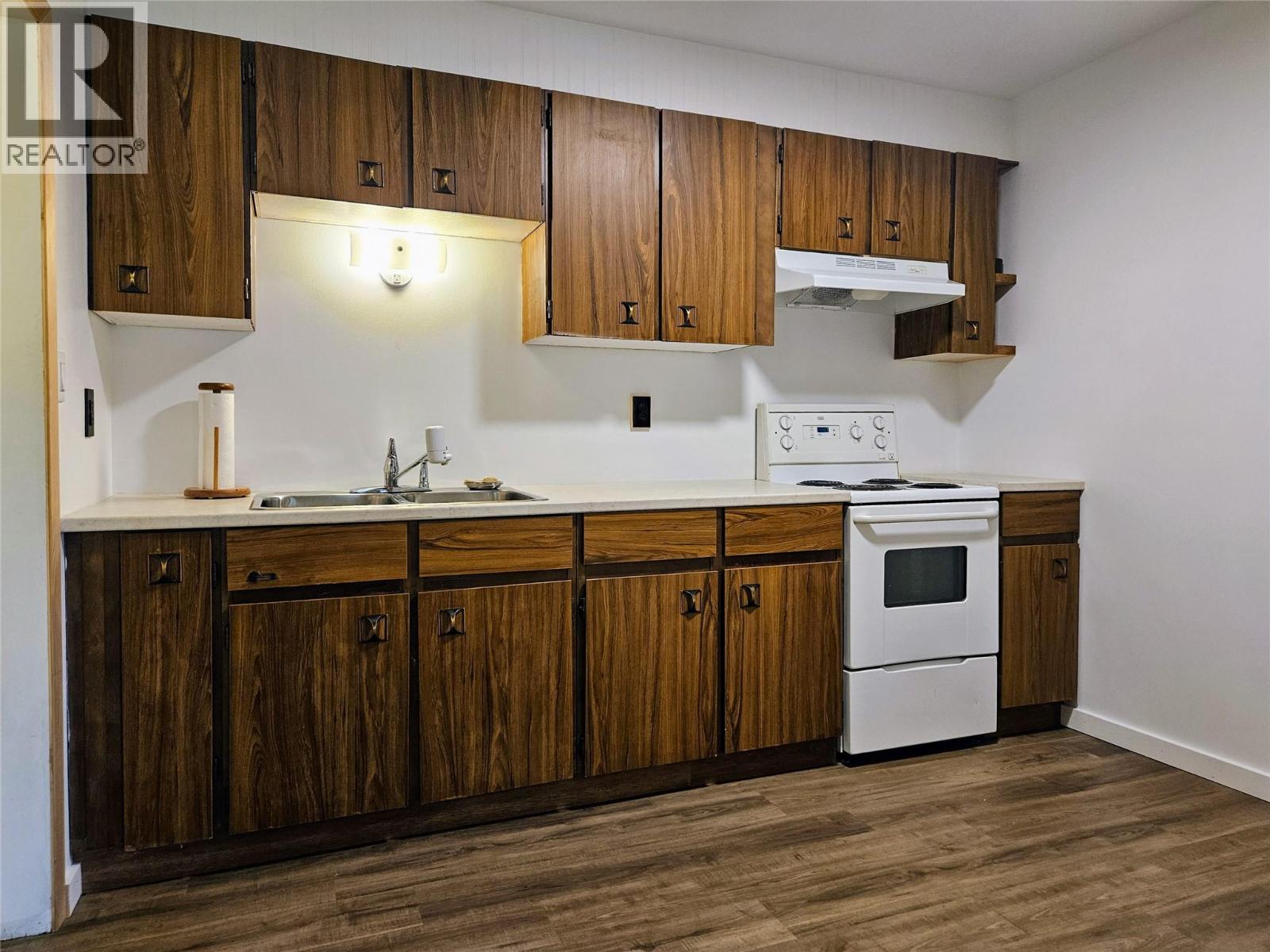 1705 9th Avenue, Invermere, British Columbia  V0A 1K0 - Photo 23 - 10366475
