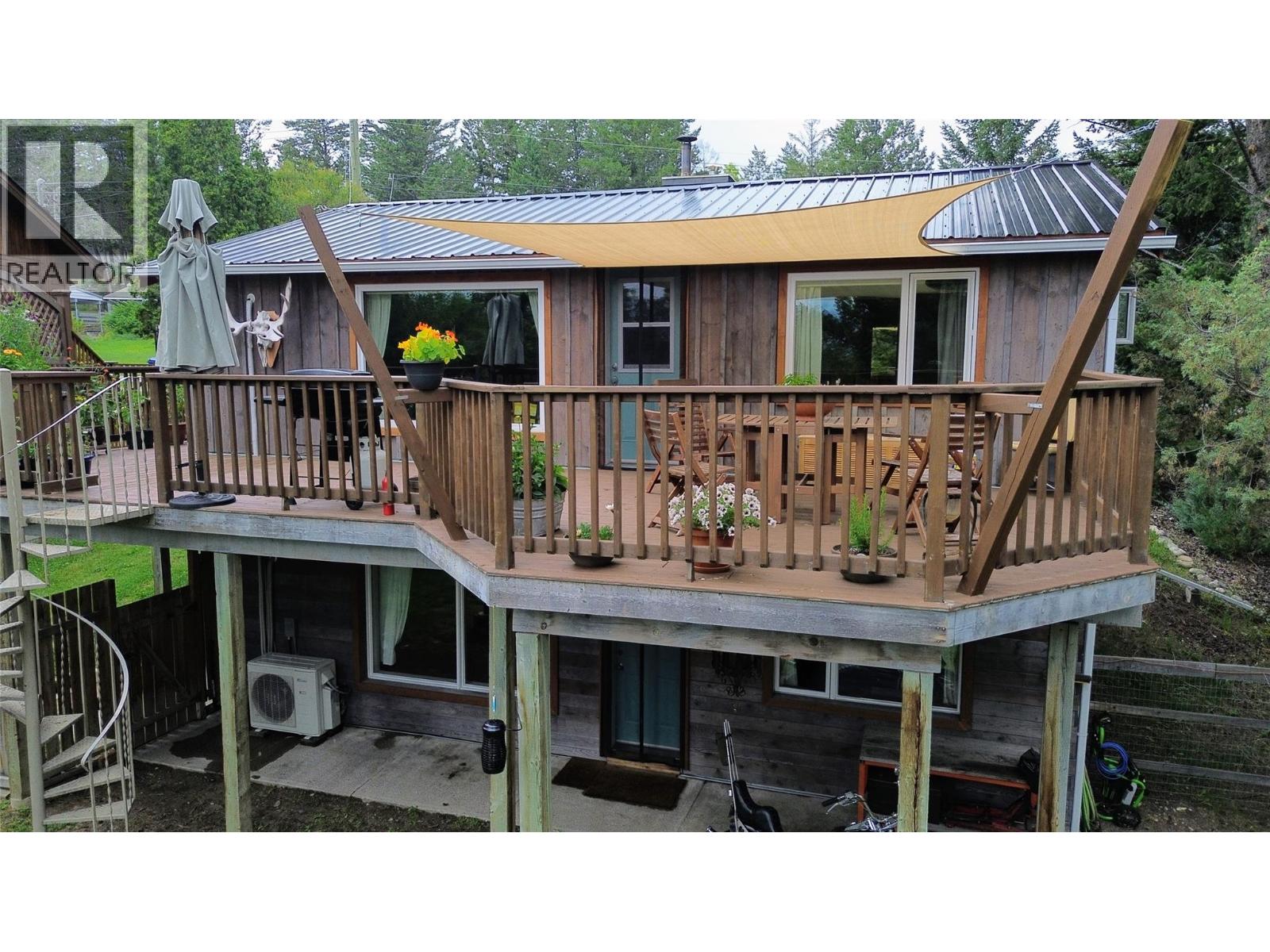 1705 9th Avenue, Invermere, British Columbia  V0A 1K0 - Photo 29 - 10366475