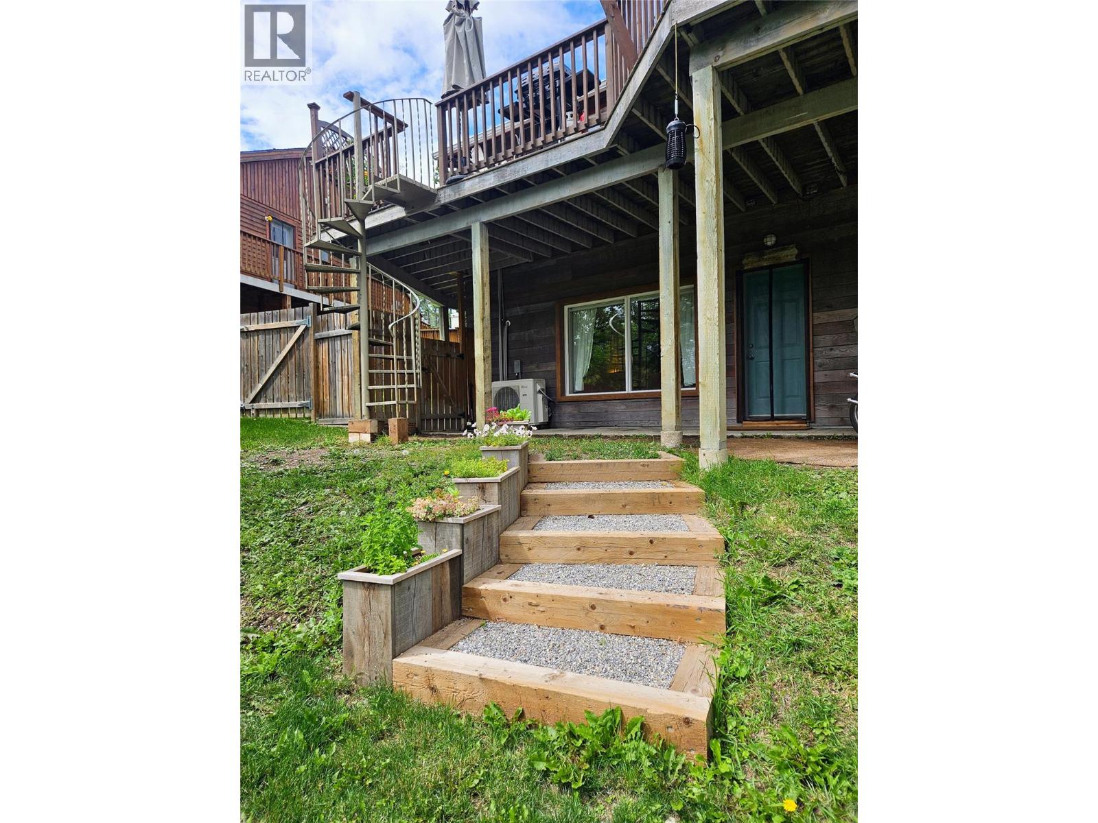 1705 9th Avenue, Invermere, British Columbia  V0A 1K0 - Photo 7 - 10366475
