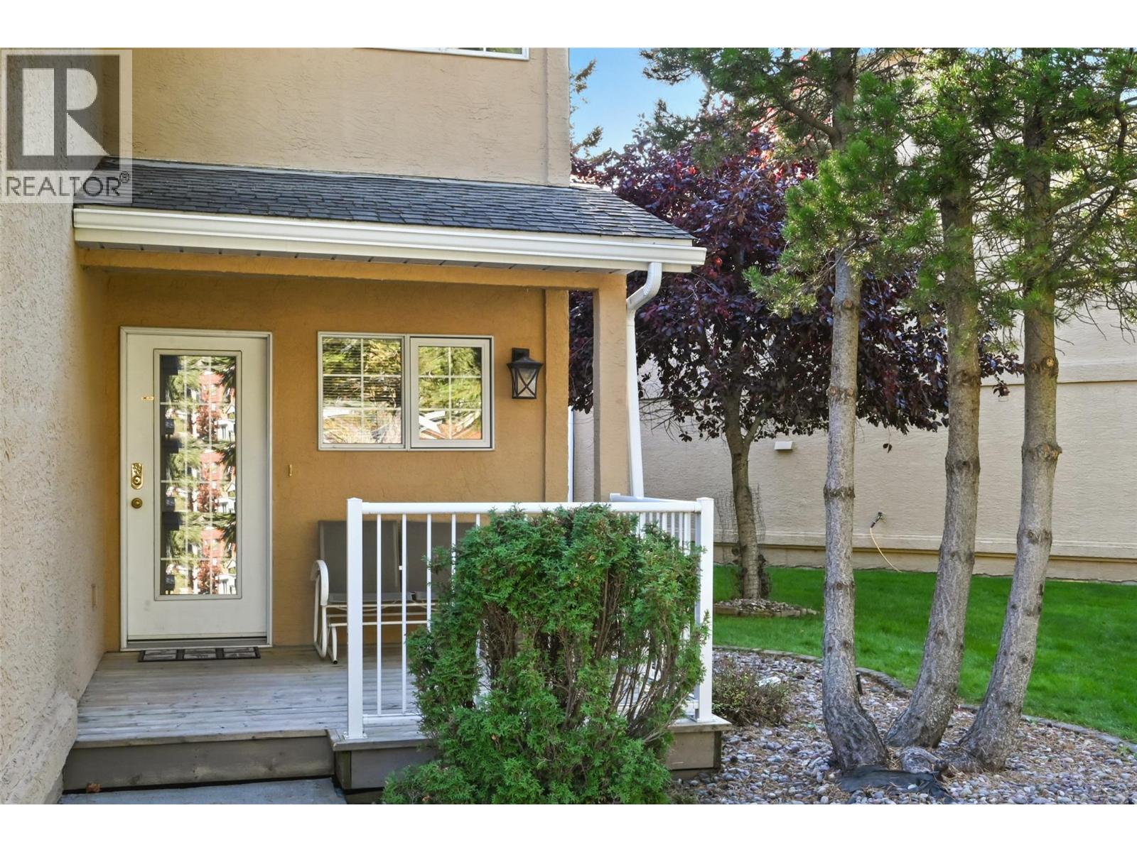 7595 Pioneer Avenue Unit# 8, Radium Hot Springs, British Columbia  V0A 1M0 - Photo 4 - 10365934