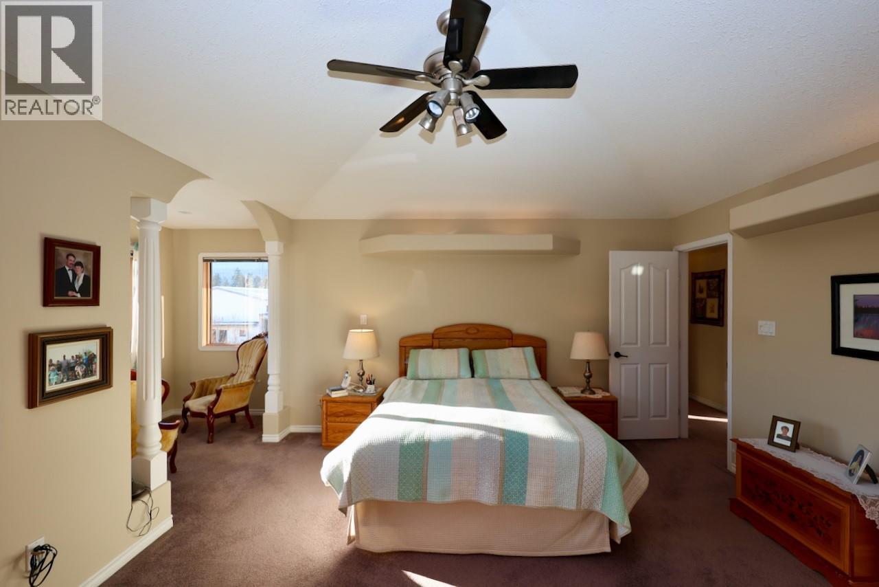 1508 Poplar Street, Golden, British Columbia  V0A 1H0 - Photo 23 - 10366919