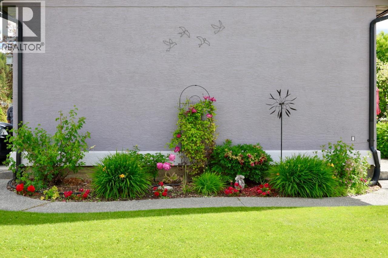 1508 Poplar Street, Golden, British Columbia  V0A 1H0 - Photo 40 - 10366919