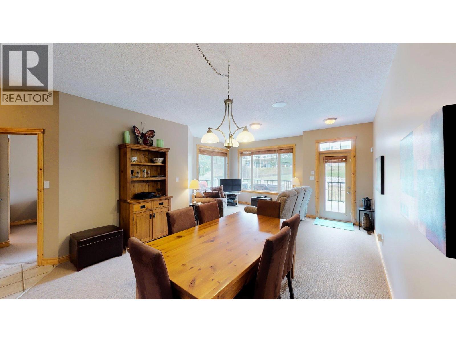 4886 Ridge Road, Radium Hot Springs, British Columbia  V0A 1M0 - Photo 14 - 10366875