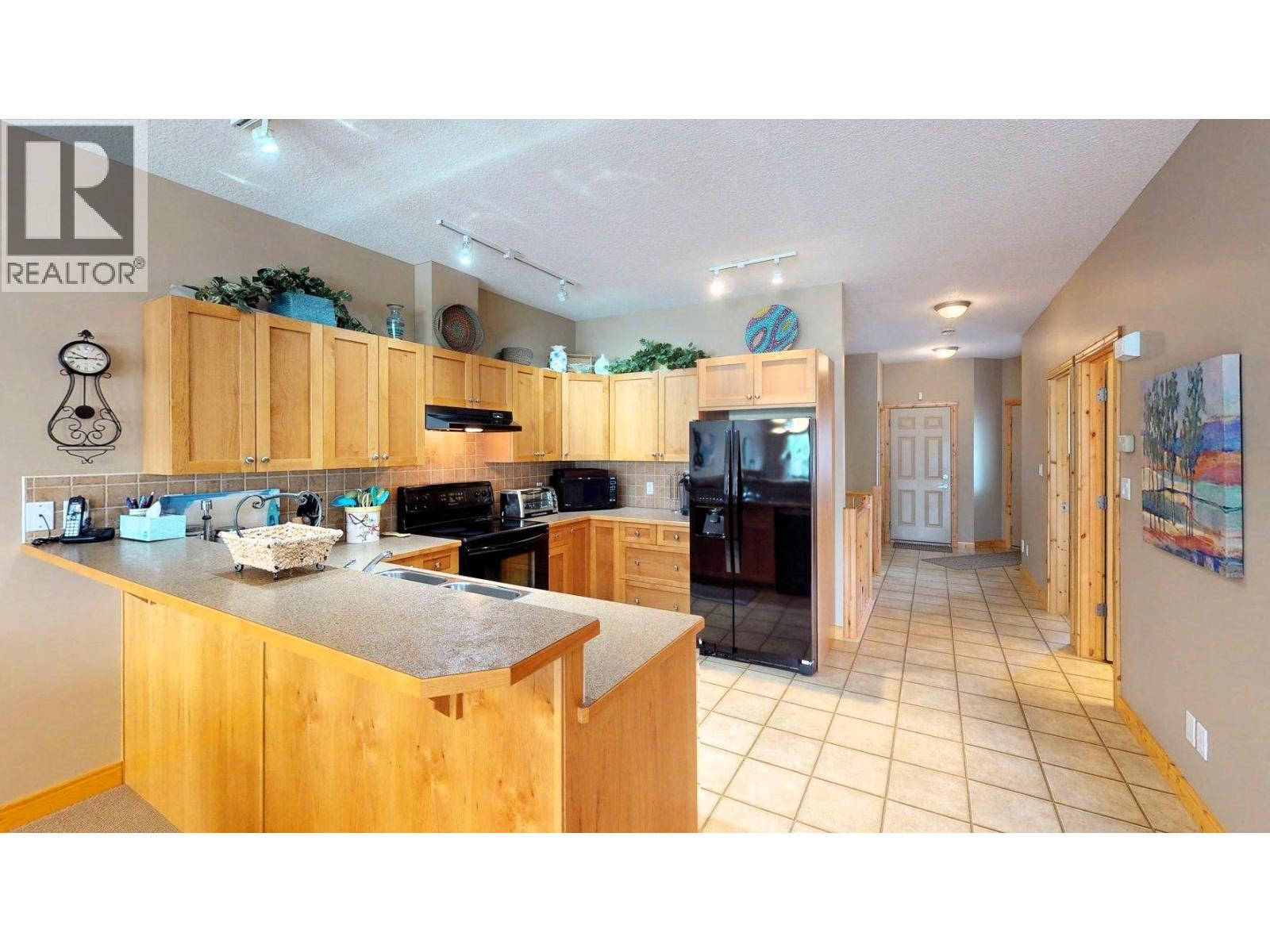 4886 Ridge Road, Radium Hot Springs, British Columbia  V0A 1M0 - Photo 18 - 10366875