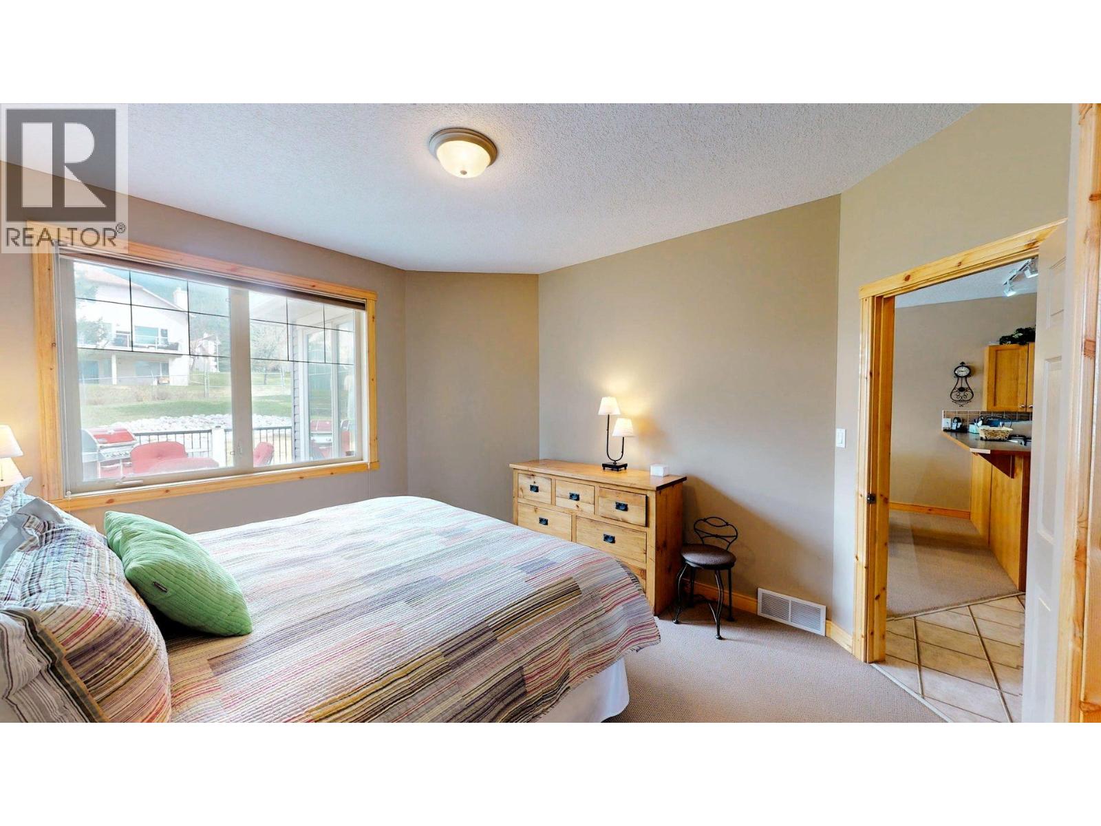 4886 Ridge Road, Radium Hot Springs, British Columbia  V0A 1M0 - Photo 33 - 10366875