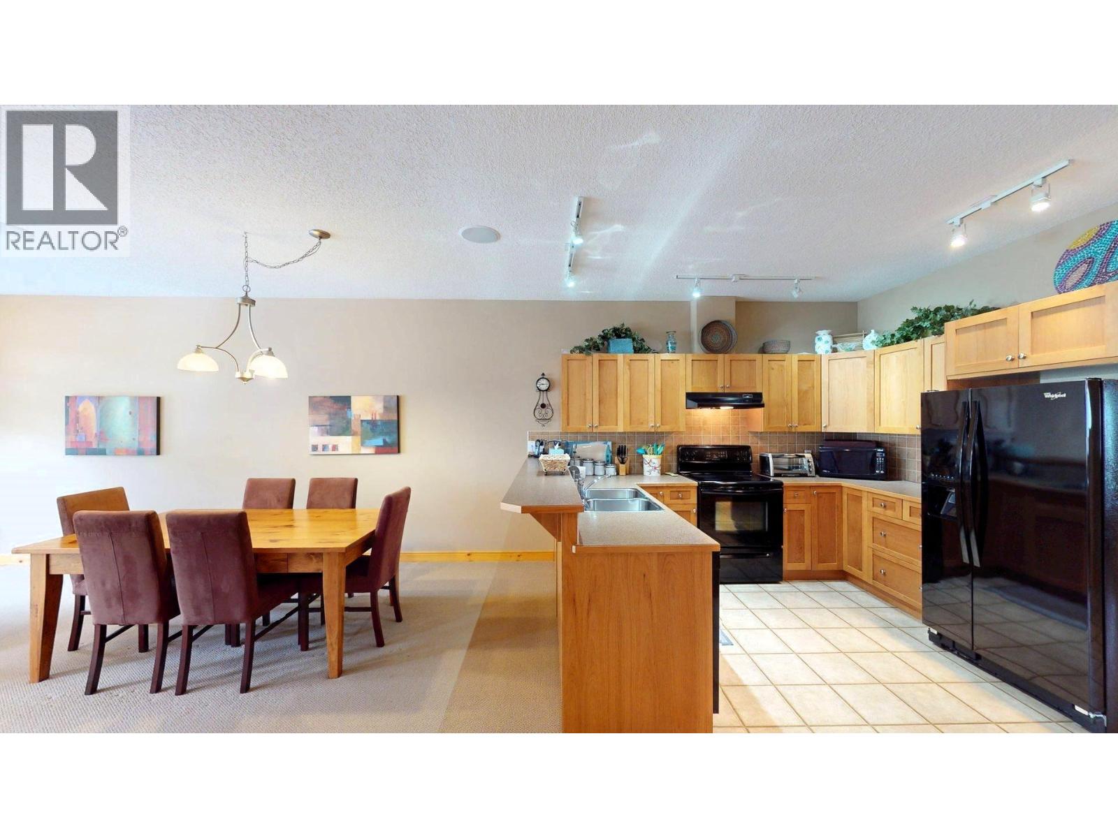 4886 Ridge Road, Radium Hot Springs, British Columbia  V0A 1M0 - Photo 34 - 10366875