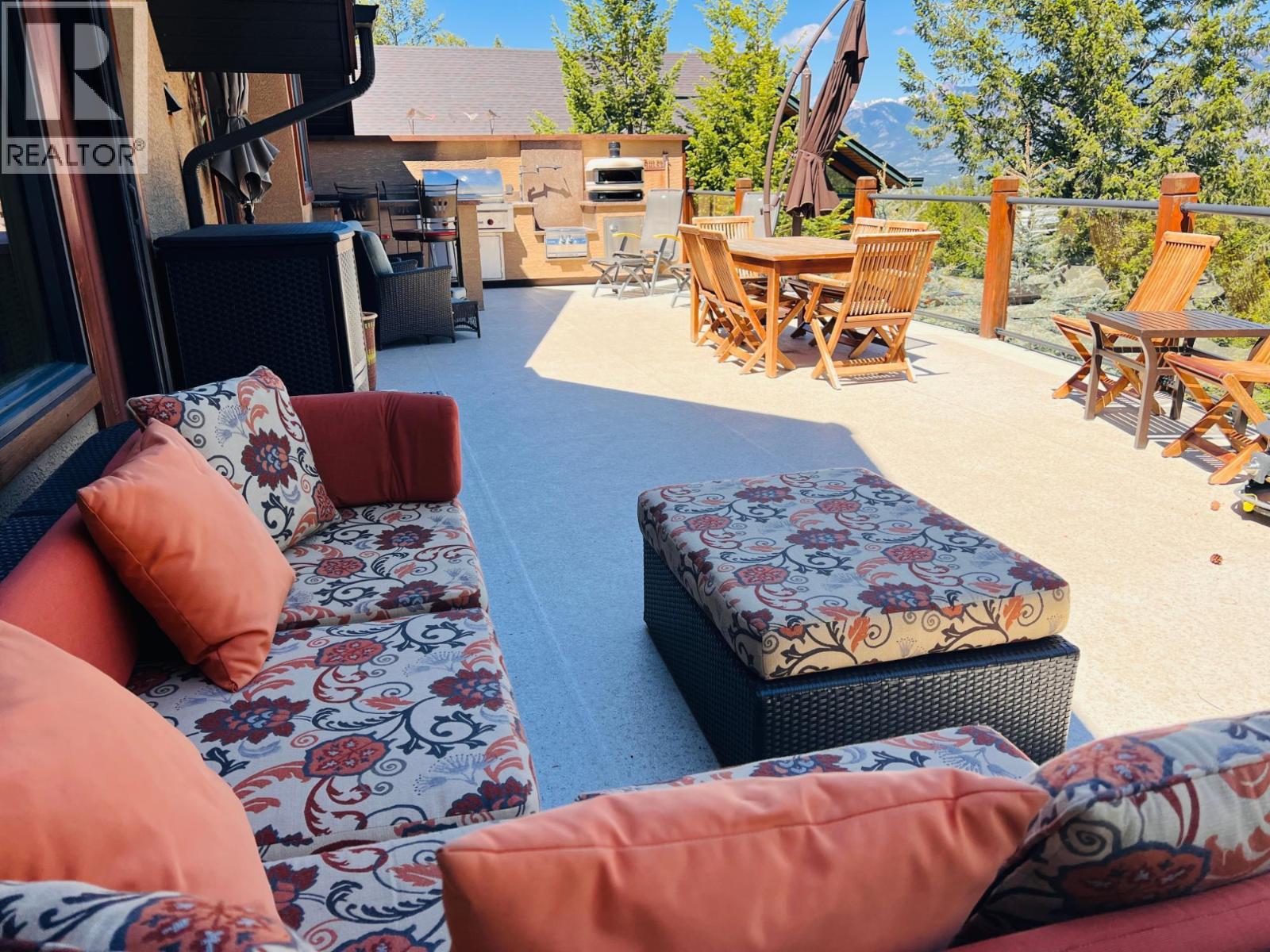 2557 Ledgerock Ridge, Invermere, British Columbia  V0A 1K6 - Photo 2 - 10366803