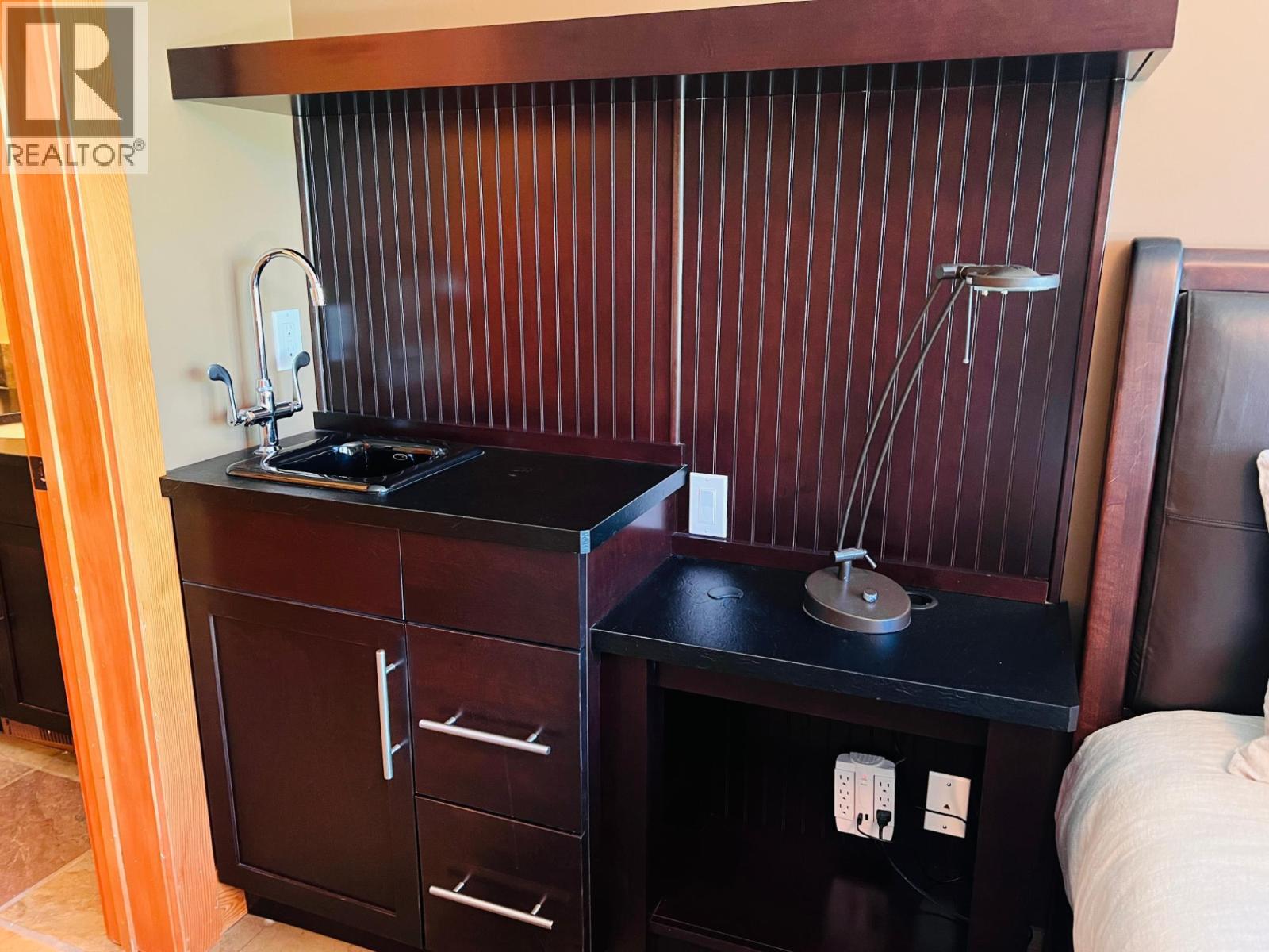 2557 Ledgerock Ridge, Invermere, British Columbia  V0A 1K6 - Photo 50 - 10366803