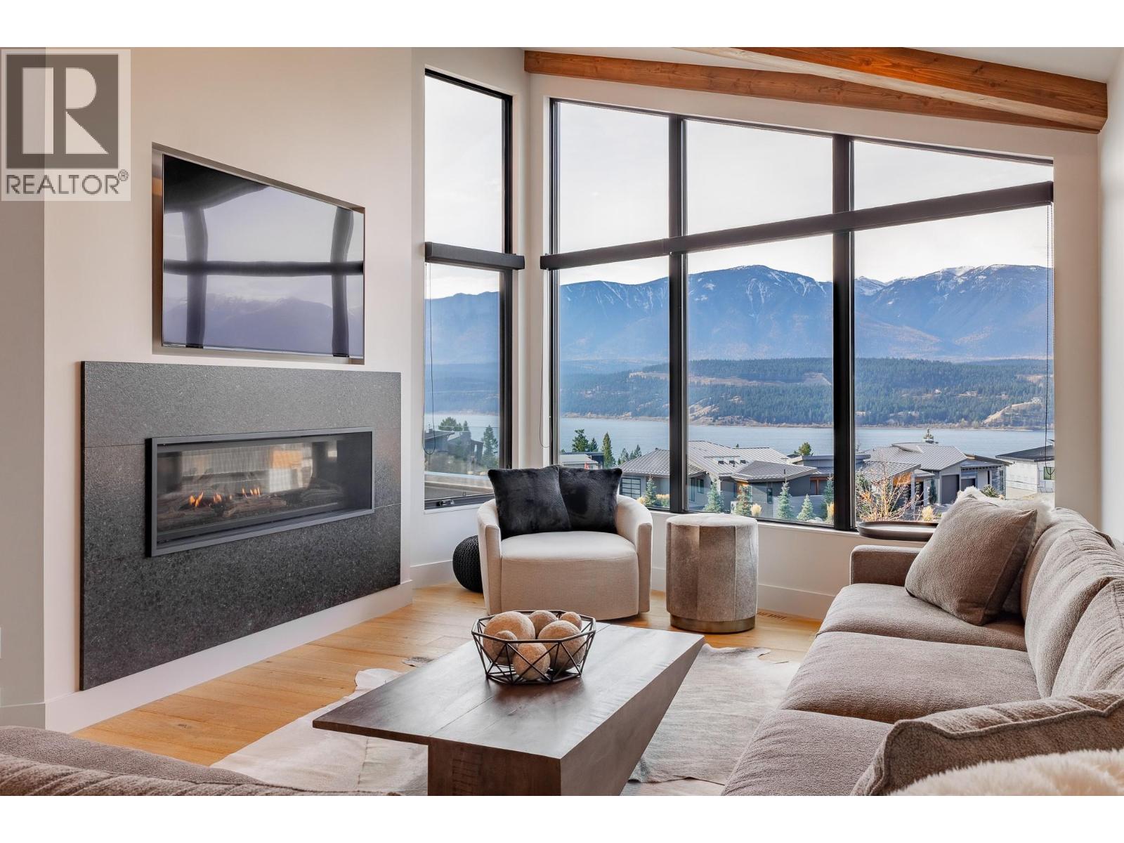 864 Antler Ridge Road, Windermere, British Columbia  V0A 1K3 - Photo 10 - 10366971