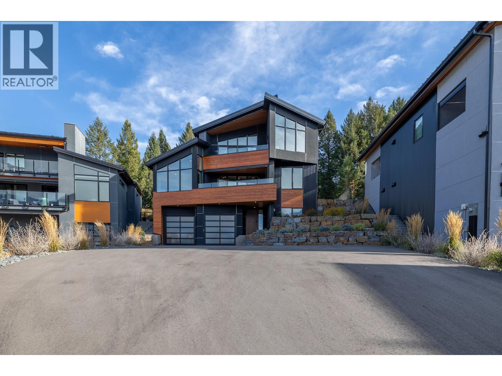 864 Antler Ridge Road, Windermere, British Columbia  V0A 1K3 - Photo 9 - 10366971