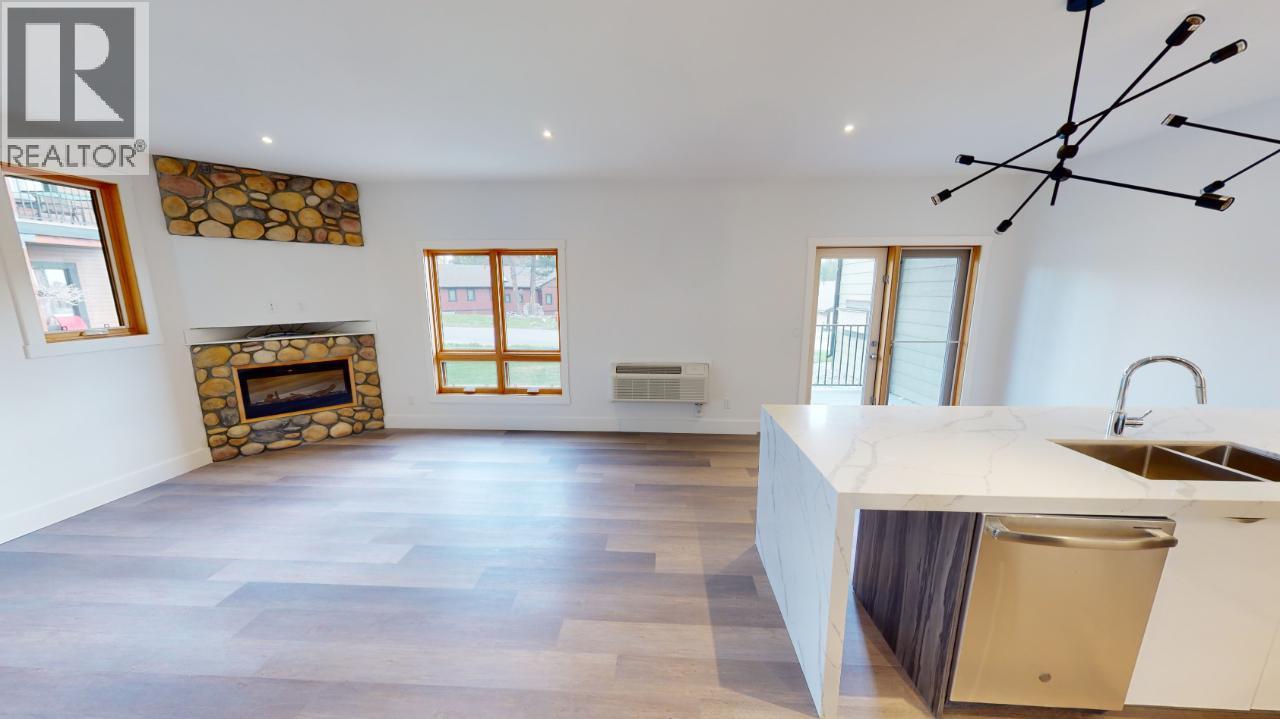 7291 Prospector Avenue Unit# 401, Radium Hot Springs, British Columbia  V0A 1M0 - Photo 6 - 10367109