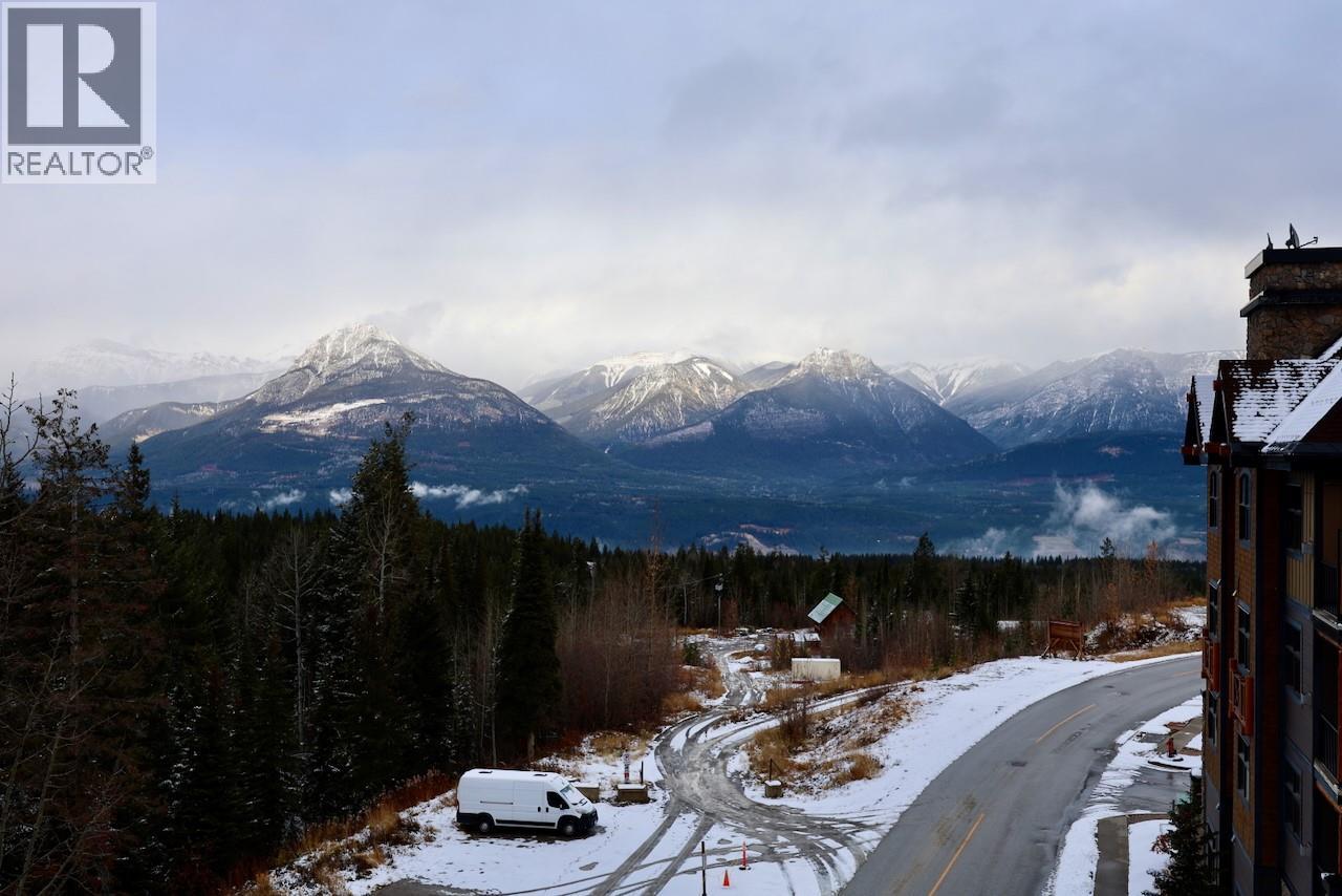 1549 Kicking Horse Trail Unit# 415 (A&b), Golden, British Columbia  V0A 1H0 - Photo 23 - 10367422