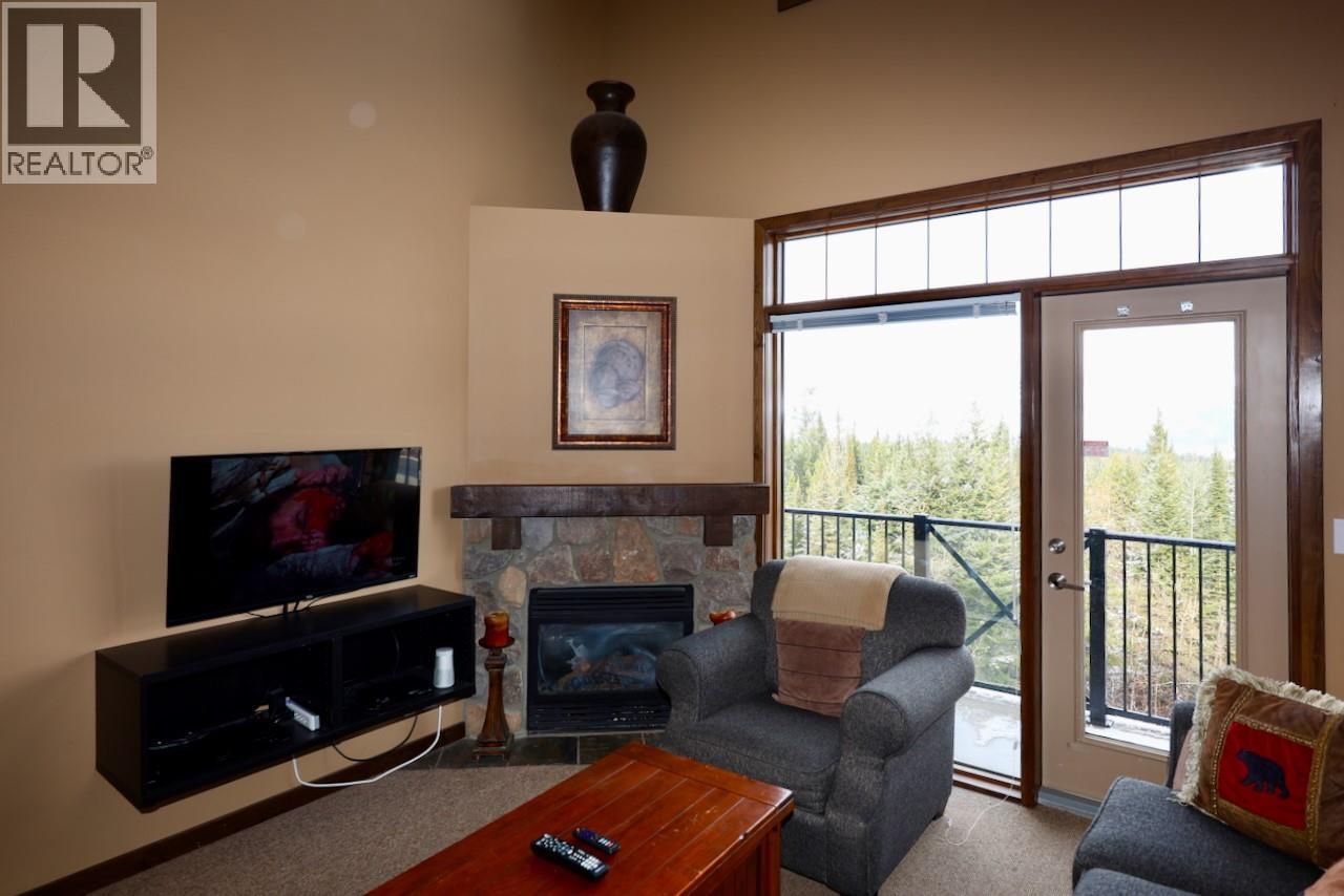 1549 Kicking Horse Trail Unit# 415 (A&b), Golden, British Columbia  V0A 1H0 - Photo 4 - 10367422