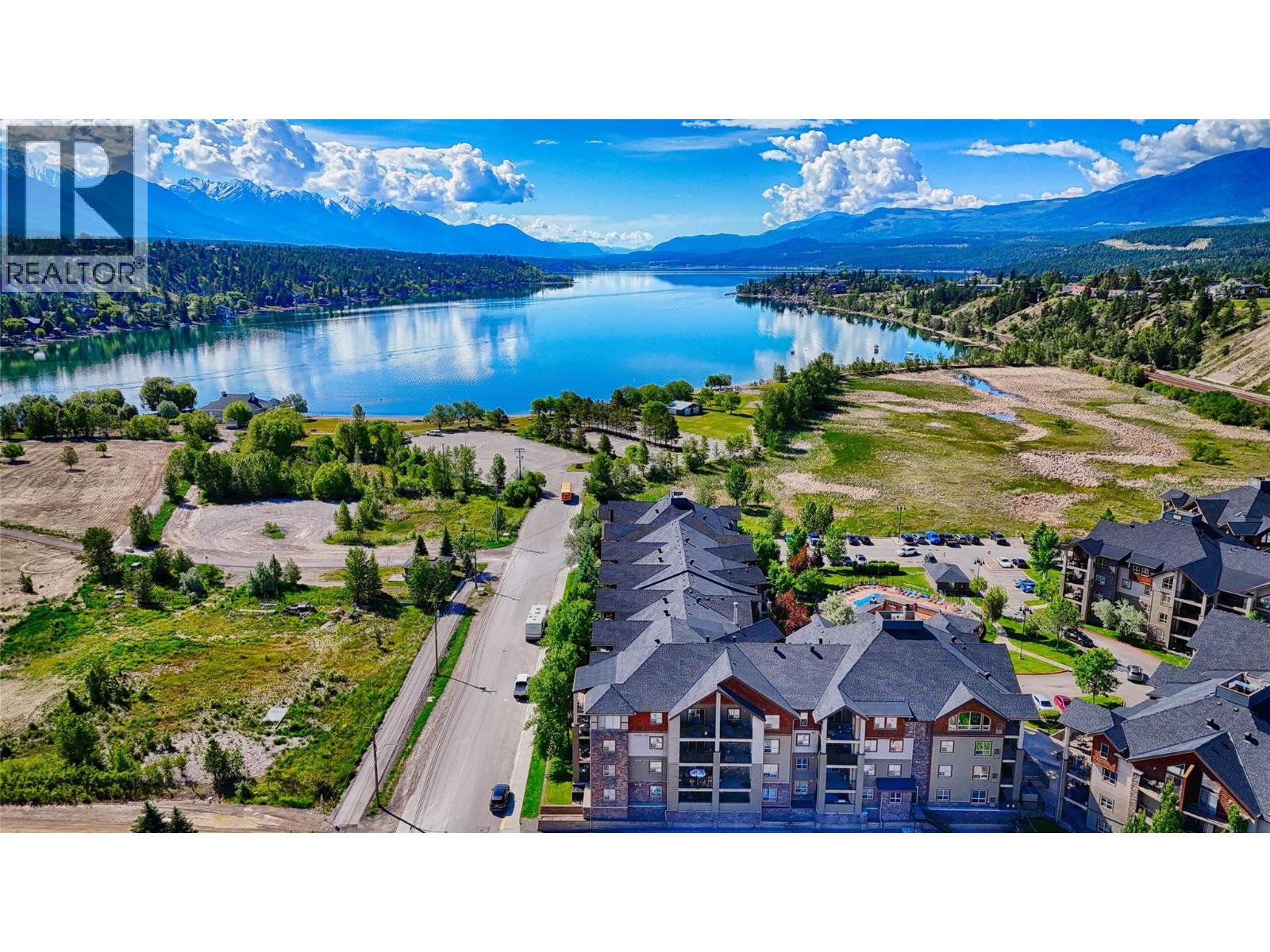 205 THIRD Avenue Unit# 2108, Invermere, British Columbia