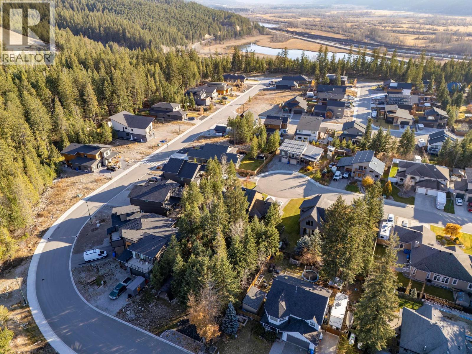 1526 Cedar Street, Golden, British Columbia  V0A 1H0 - Photo 7 - 10367611