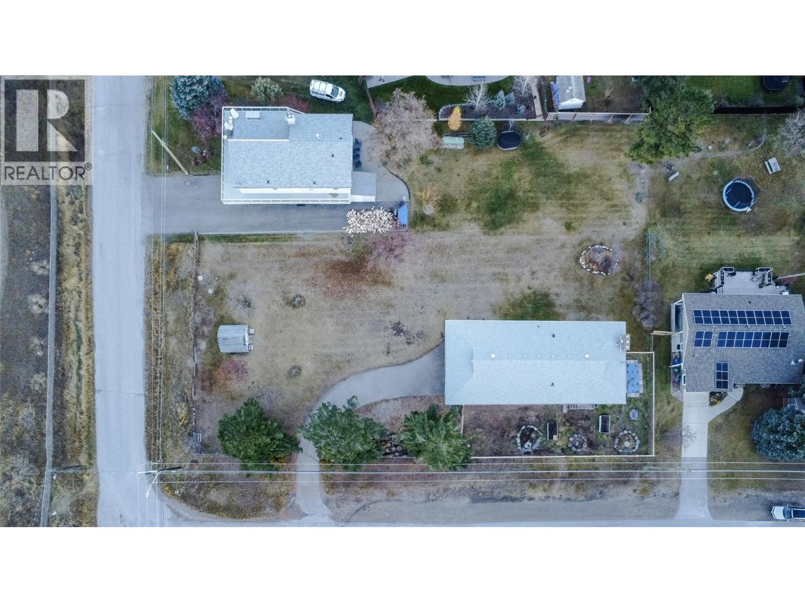 417 6th Avenue, Invermere, British Columbia  V0A 1K0 - Photo 31 - 10367526