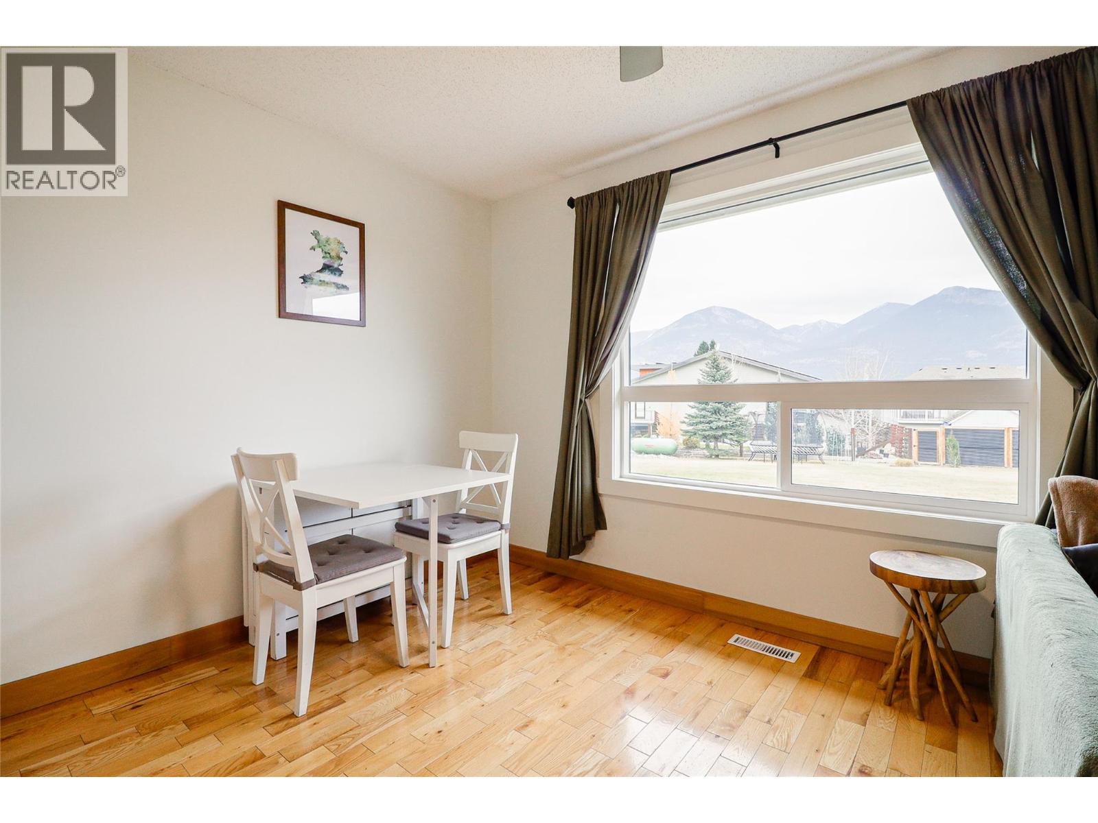 417 6th Avenue, Invermere, British Columbia  V0A 1K0 - Photo 7 - 10367526