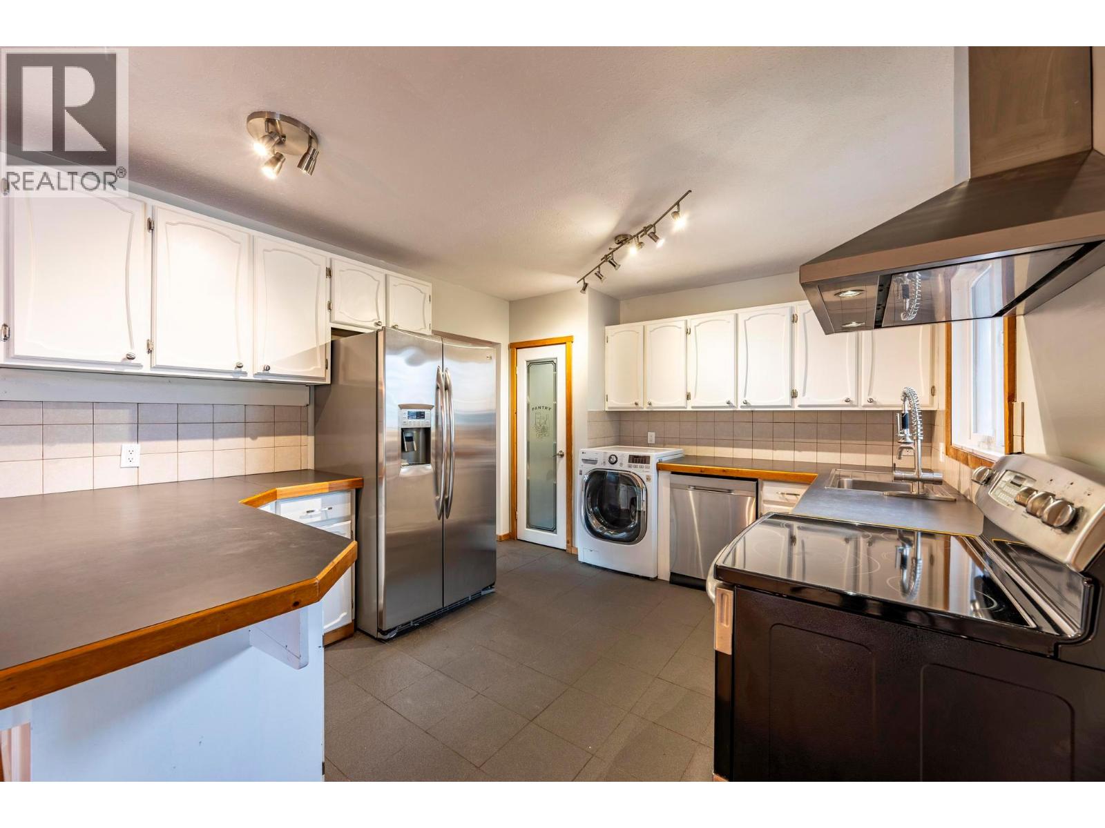 505 6th Street S, Golden, British Columbia  V0A 1H0 - Photo 19 - 10367615