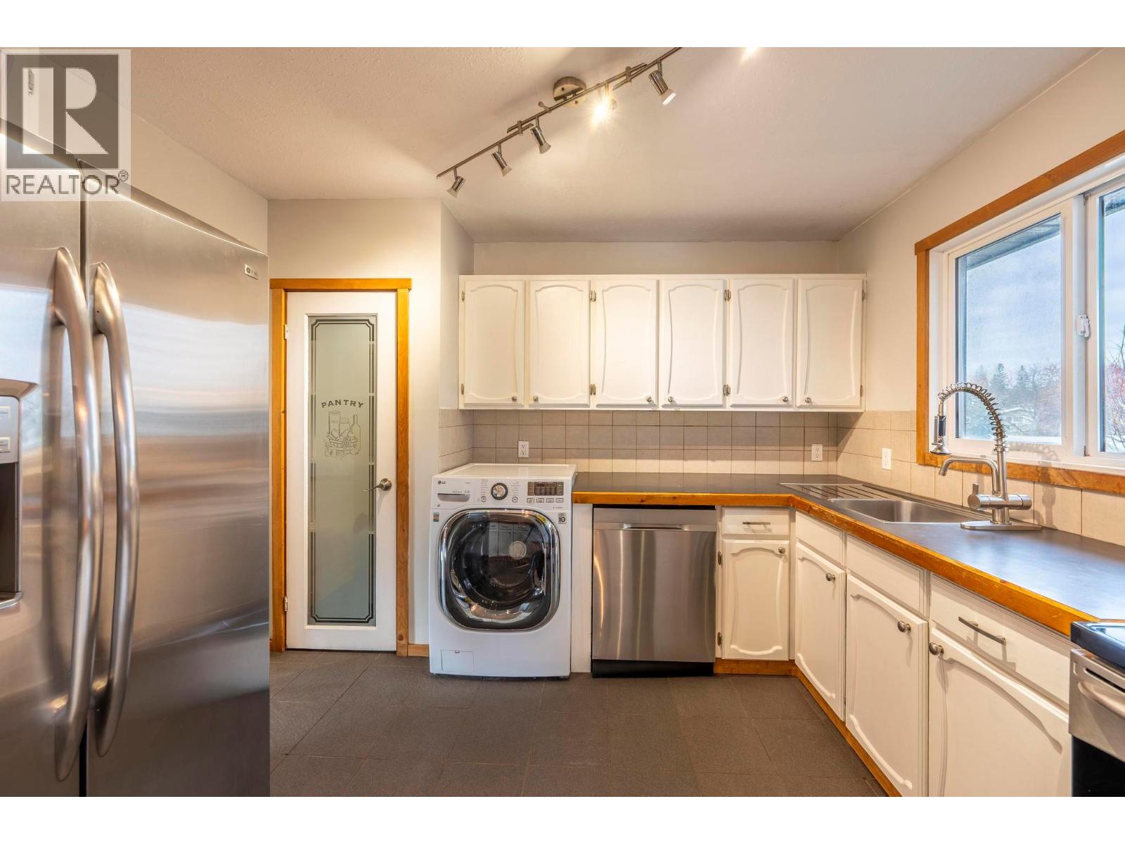 505 6th Street S, Golden, British Columbia  V0A 1H0 - Photo 20 - 10367615