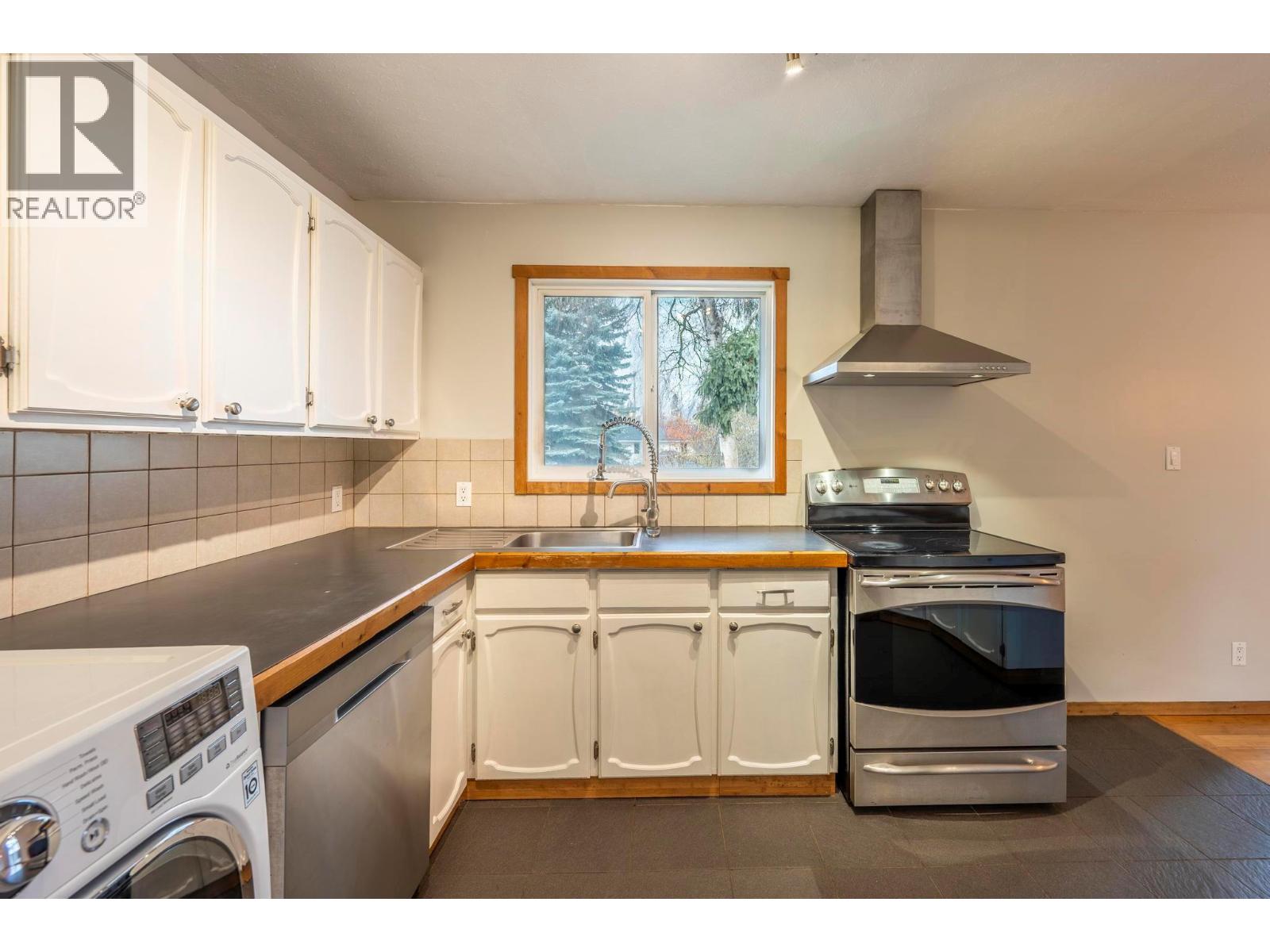 505 6th Street S, Golden, British Columbia  V0A 1H0 - Photo 21 - 10367615