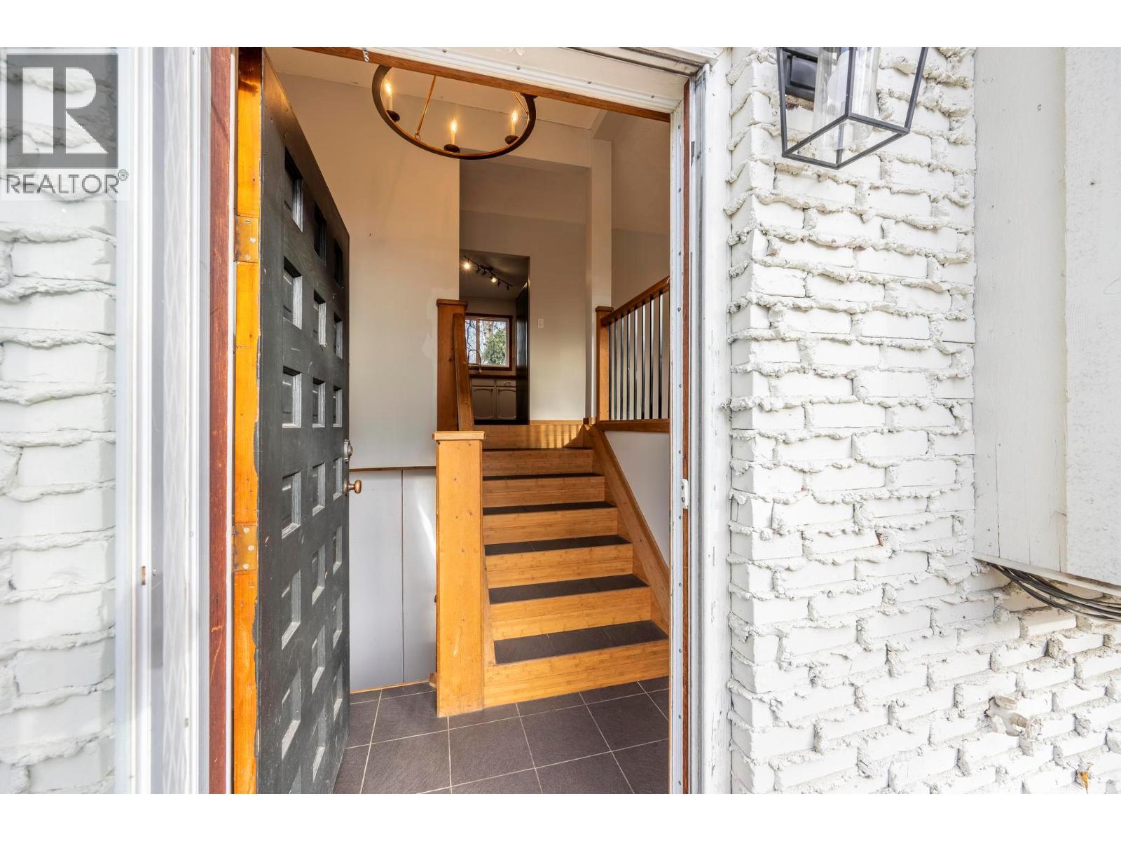 505 6th Street S, Golden, British Columbia  V0A 1H0 - Photo 27 - 10367615