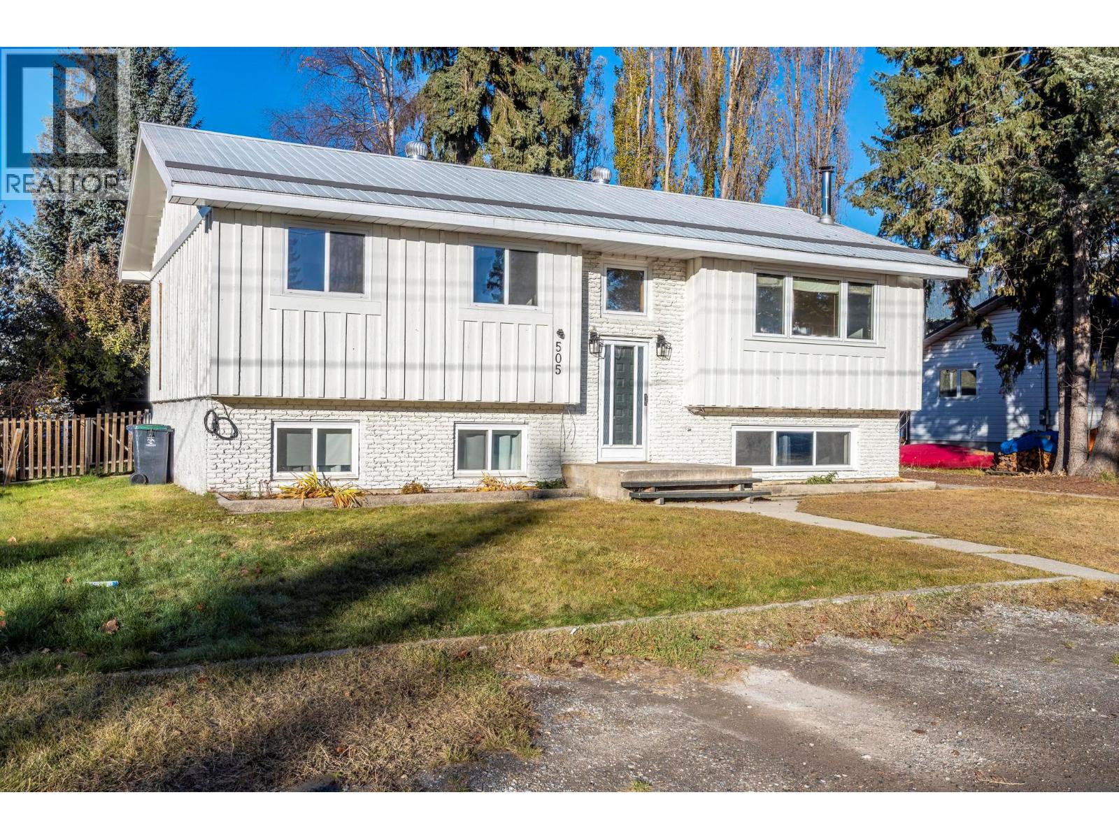 505 6th Street S, Golden, British Columbia  V0A 1H0 - Photo 51 - 10367615